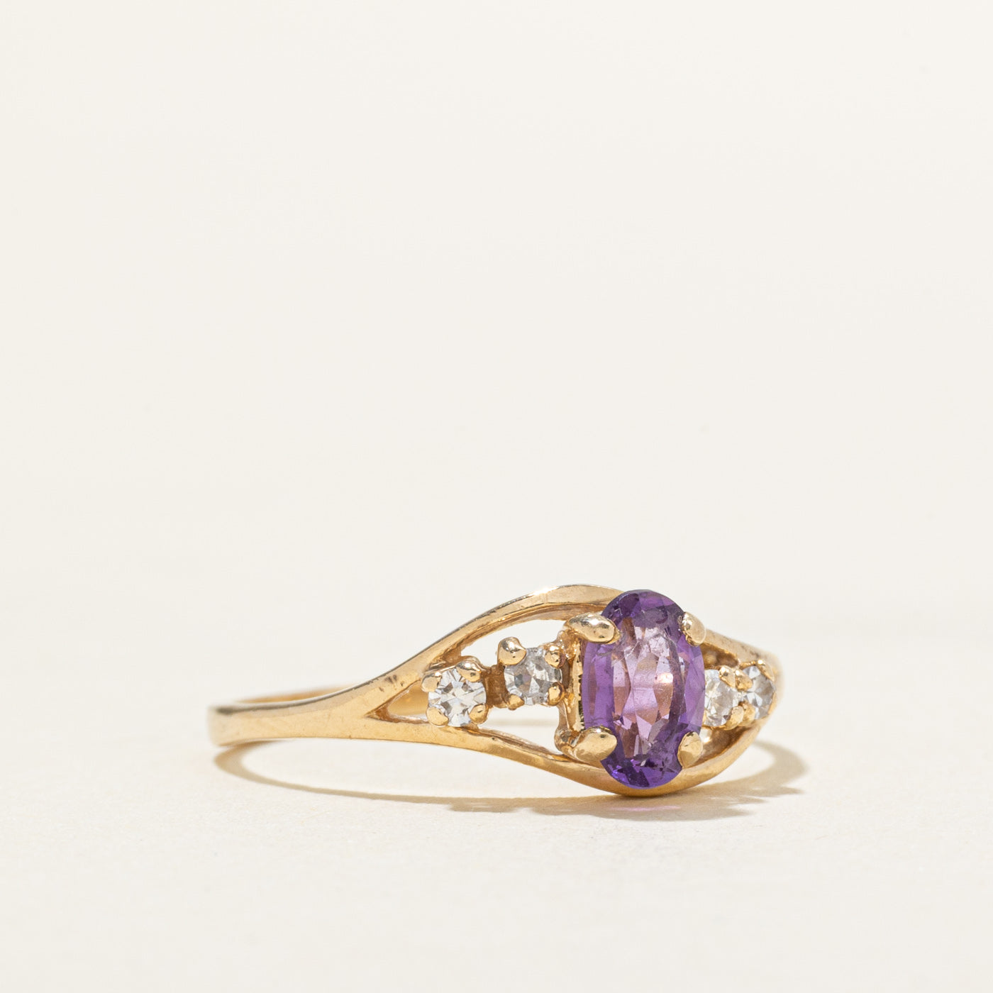 Oval Cut Amethyst & Diamond Cluster Wave Ring | 0.37ct, 0.08ctw | SZ 6.25