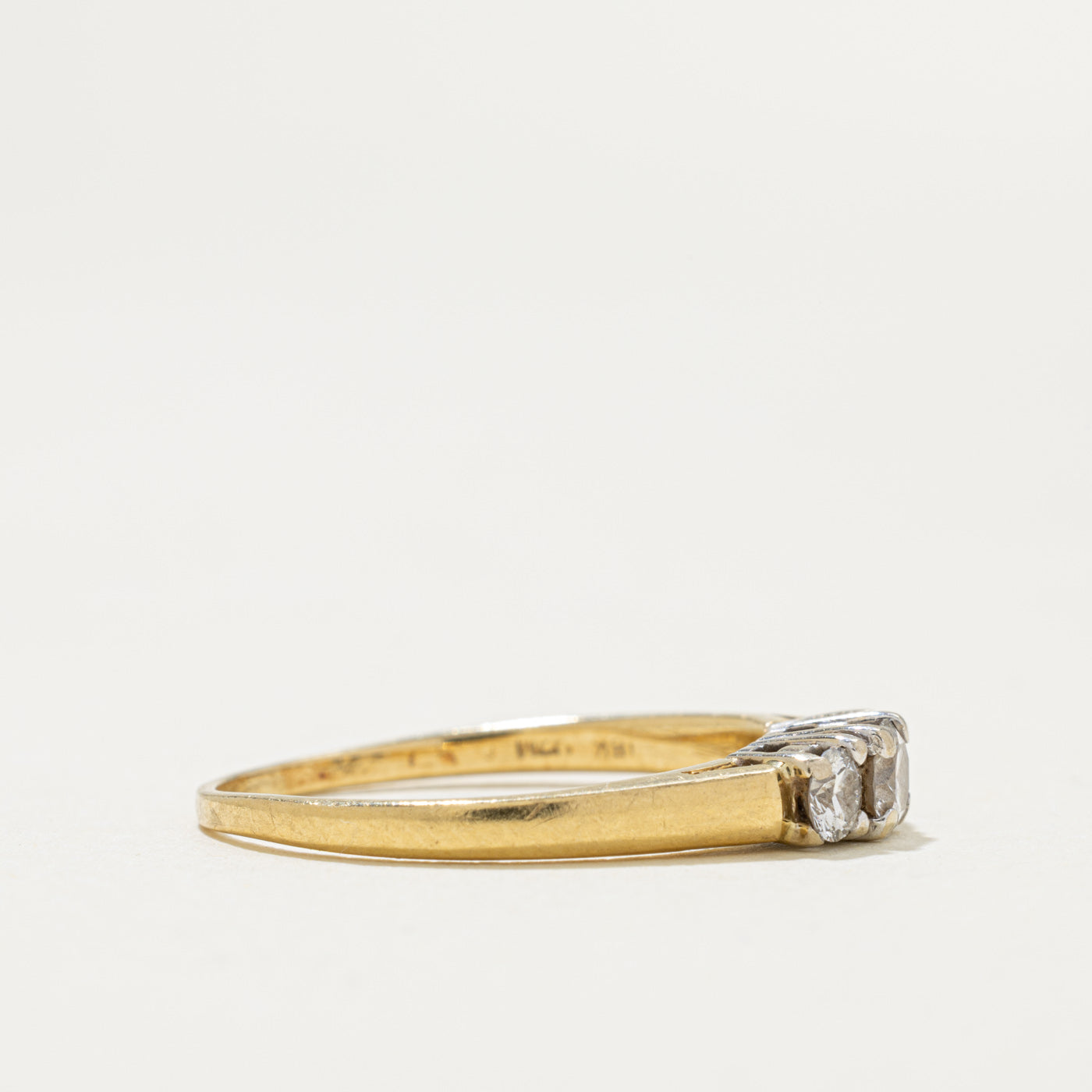 18k Three Stone Diamond Ring | 0.35ctw | SZ 6