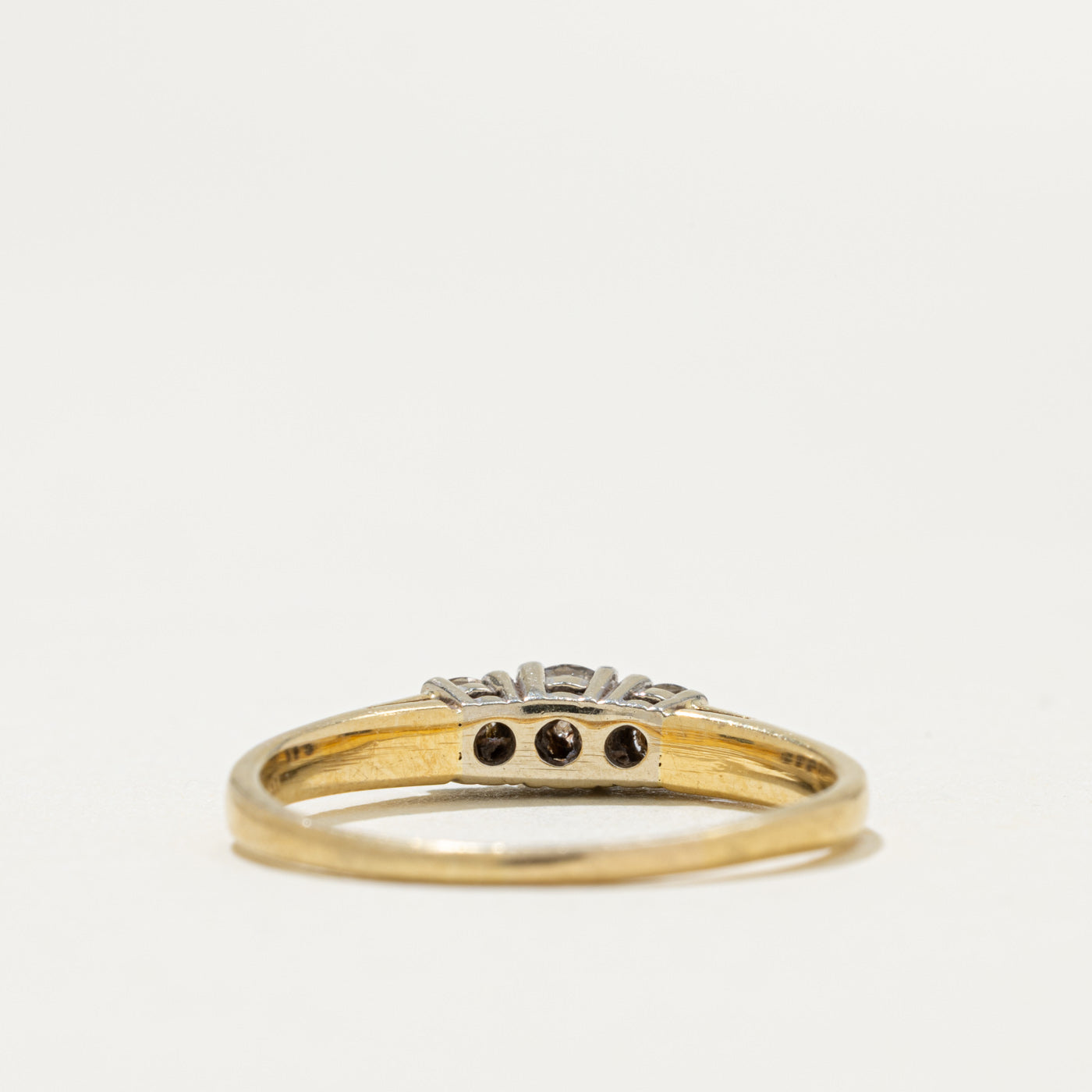 18k Three Stone Diamond Ring | 0.35ctw | SZ 6