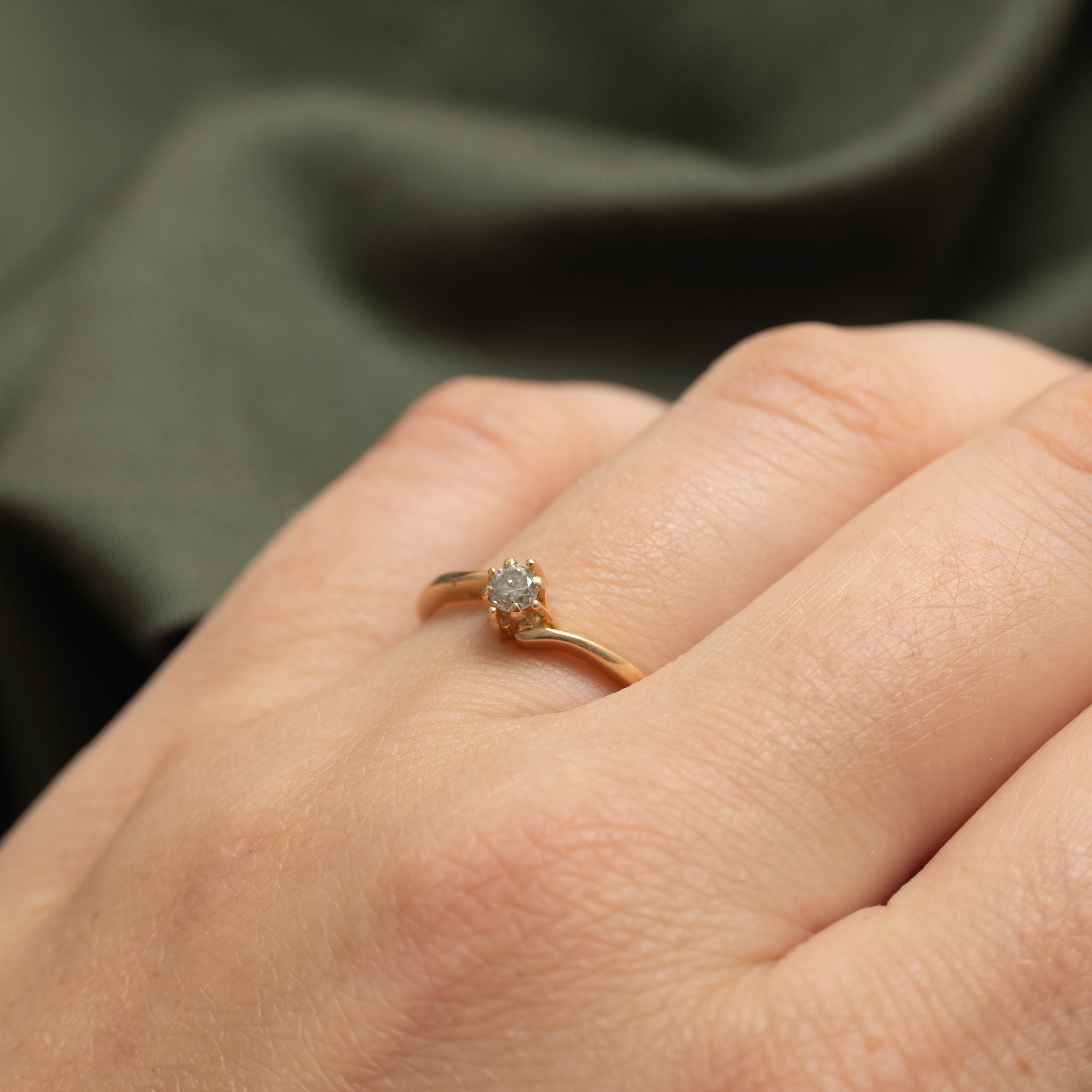 Solitaire Diamond Petite Bypass Ring | 0.14ct | SZ 7.25