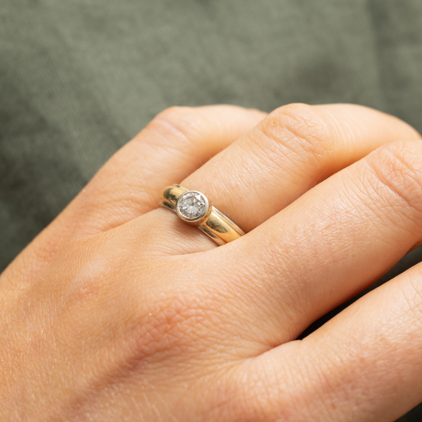 14k Two Tone Solitaire Diamond Grooved Engagement Ring | 0.56ct SI1 K | SZ 6