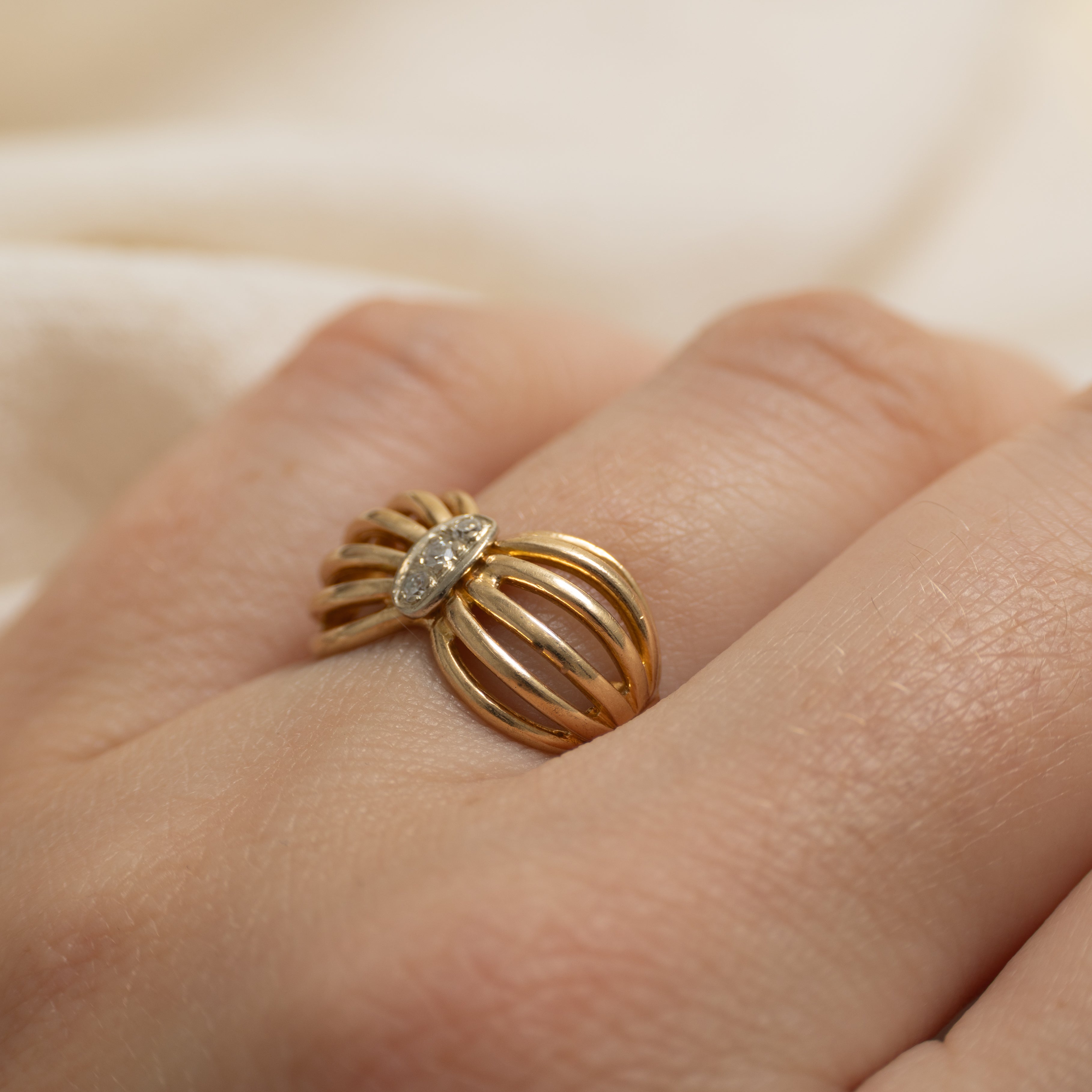 14k Diamond Openwork Twisted Ring | SZ 6