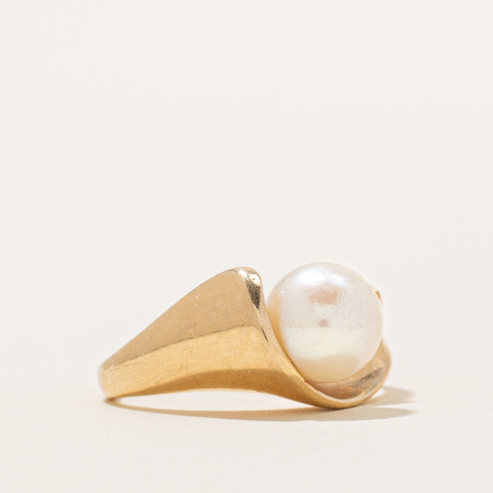 Pearl & Diamond Ring | 0.02ct | SZ 6