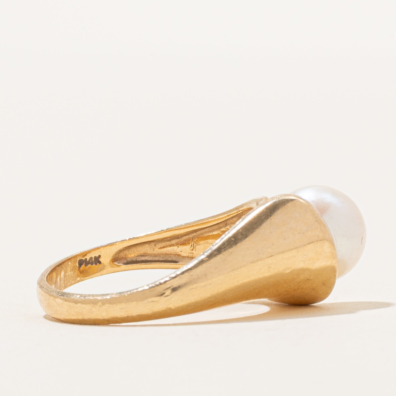 Pearl & Diamond Ring | 0.02ct | SZ 6