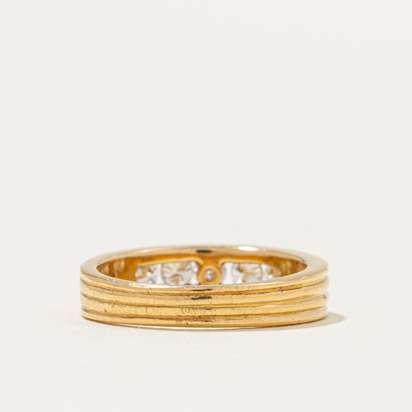 20k Five Stone Diamond Grooved Band | 0.30ctw | 3.80mm | SZ 5.25