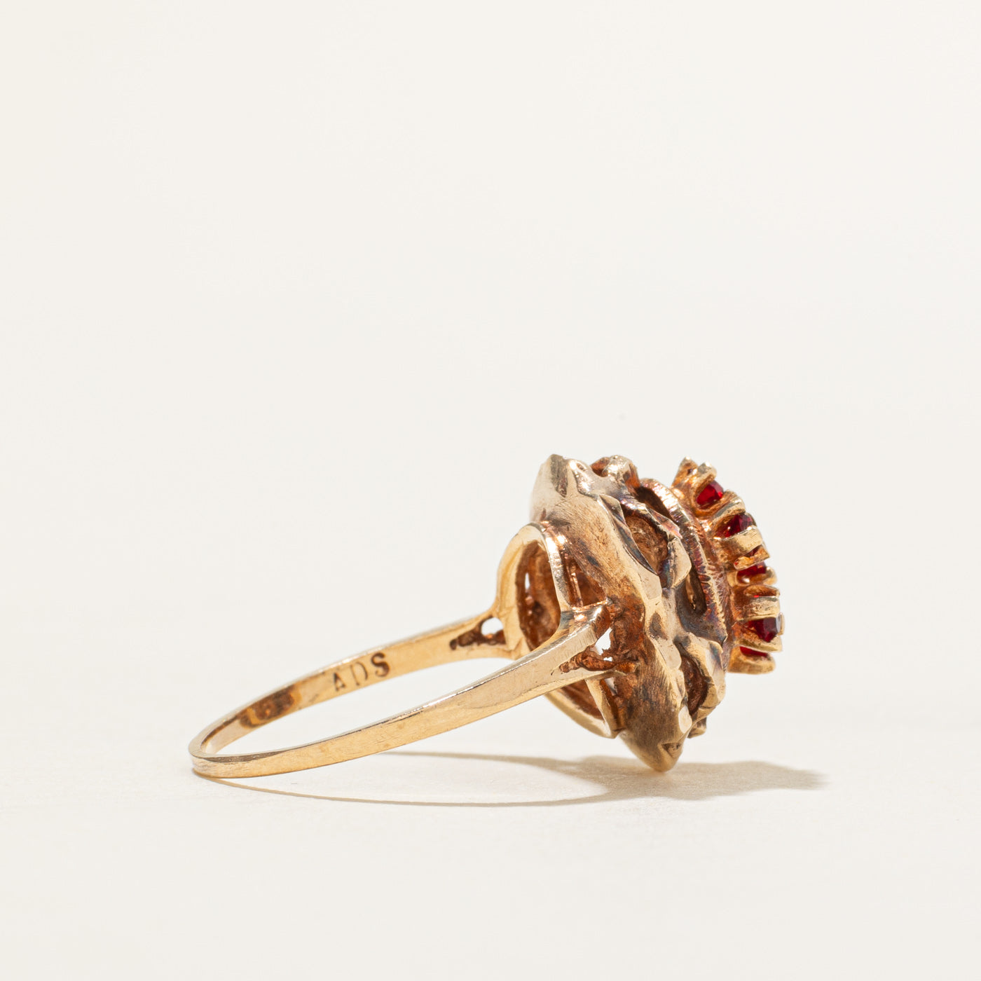 Red Pasté Glass Floral Cocktail Ring | 0.30ctw | SZ 5.25
