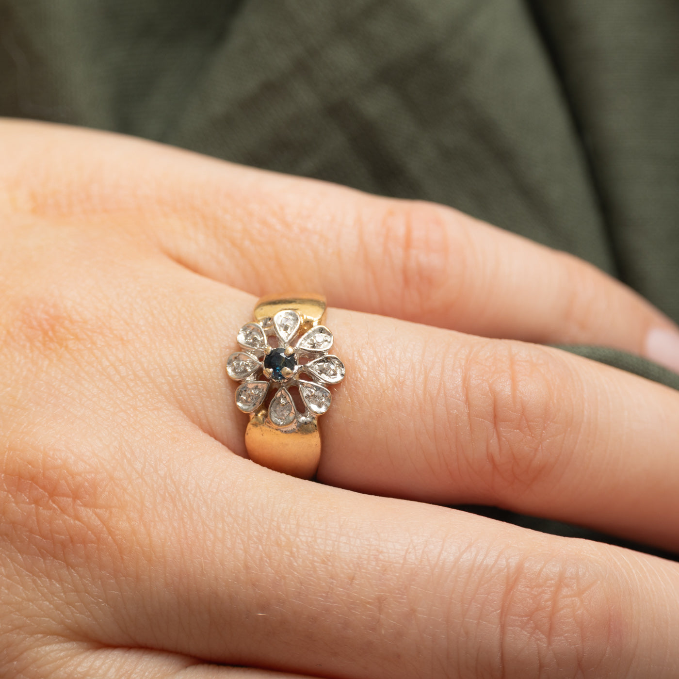 Sapphire & Diamond Flower Ring | 0.10ct, 0.06ctw | SZ 6