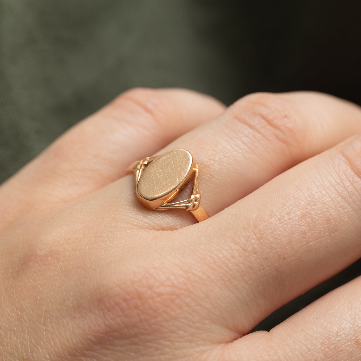 1997 Ukrainian 14k Yellow Gold Open Shank Signet Ring | SZ 7.25