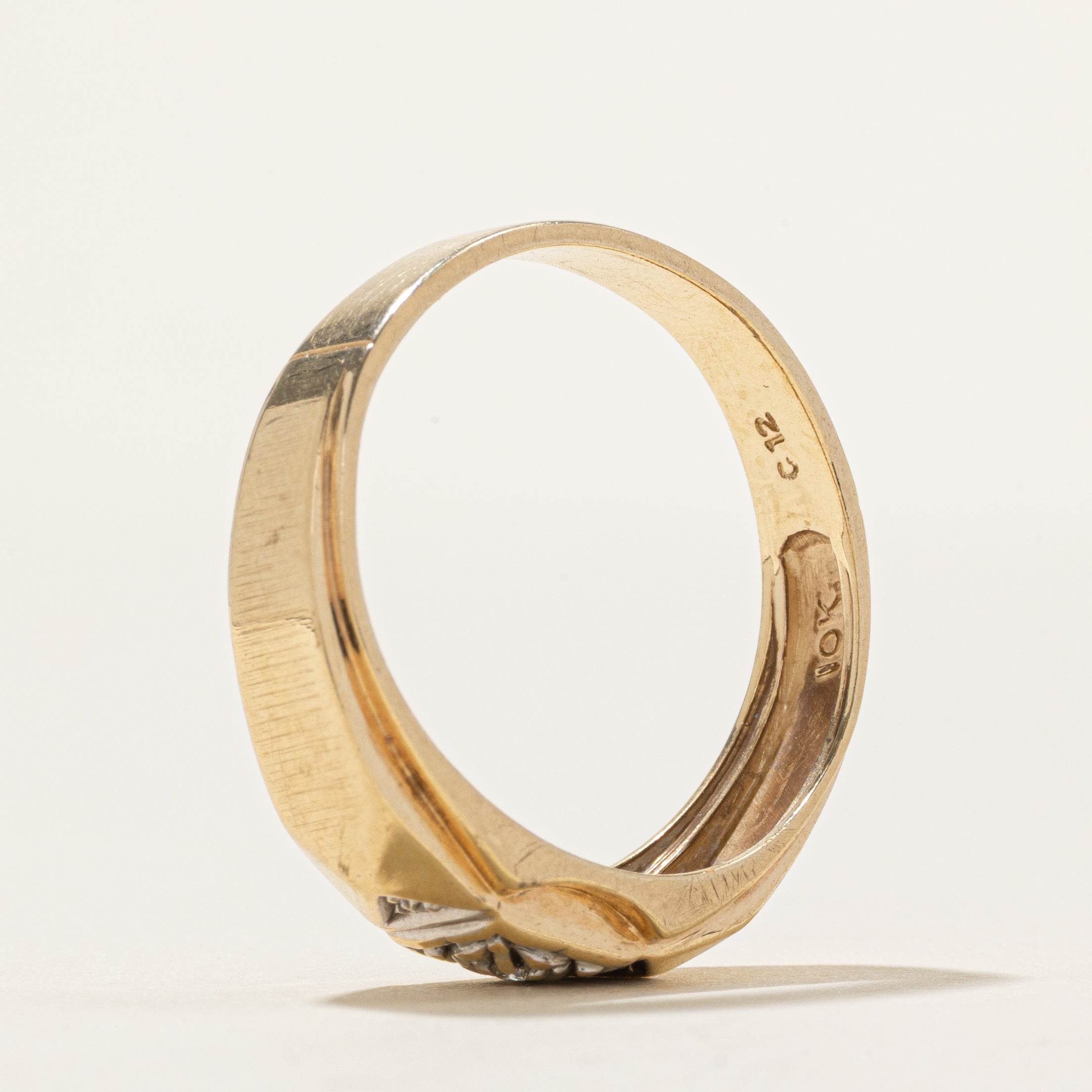 10k Diamond "X" Grooved Signet Ring | SZ 11