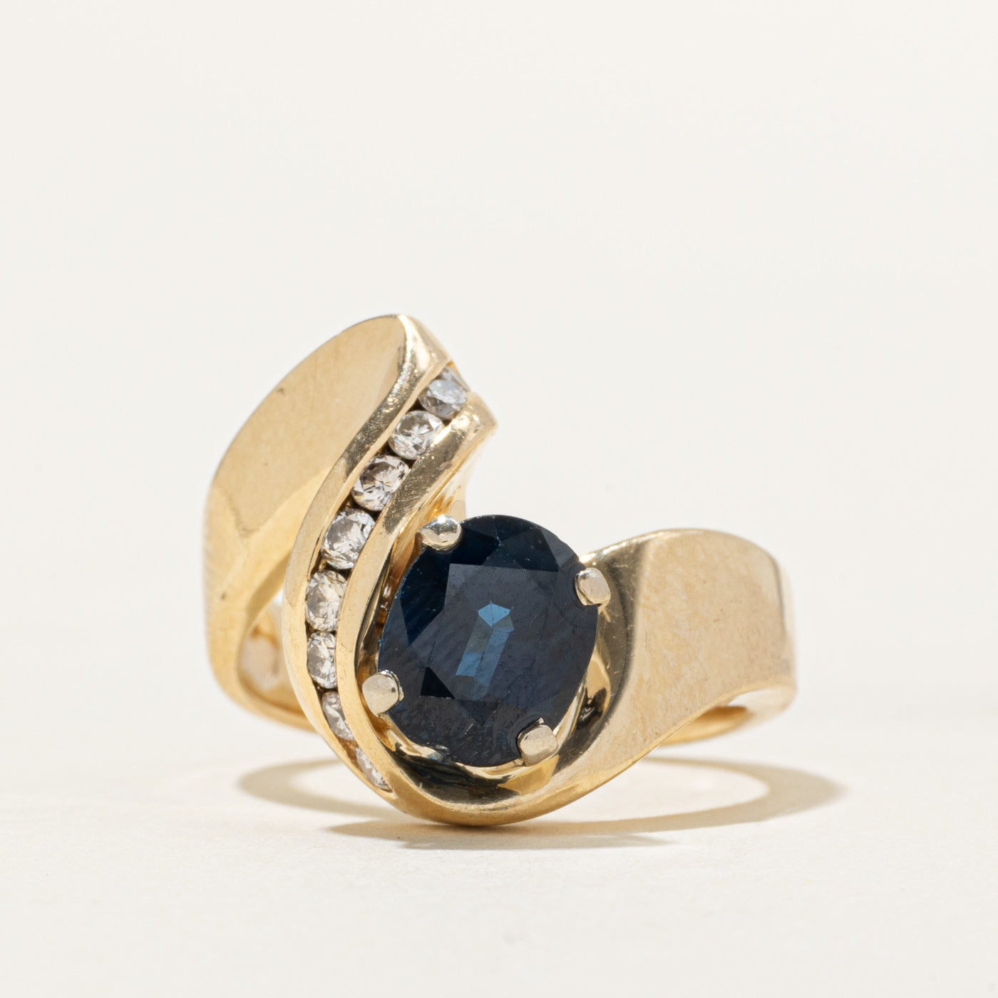 Oval Cut Sapphire & Diamond Abstract Ring | 1.90ct, 0.25ct | SZ 5.5