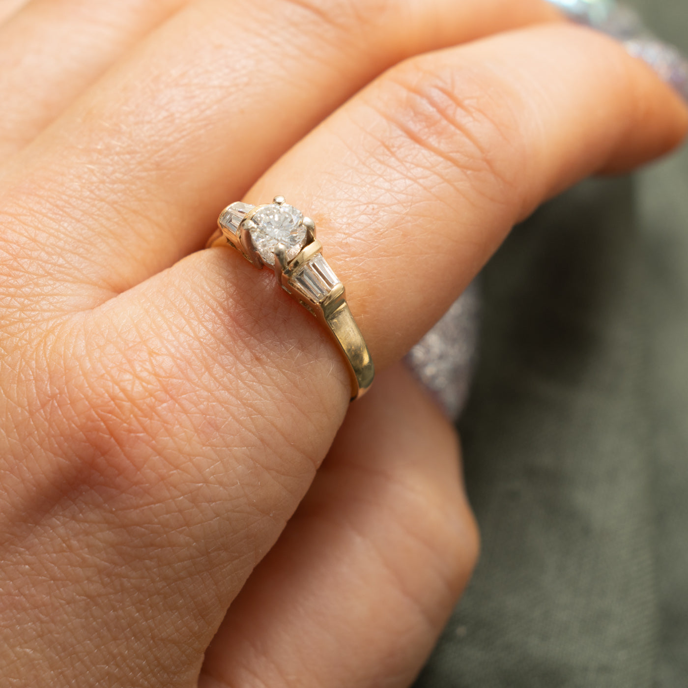 14k Diamond Baguette Cut Accented Engagement Ring | 0.41ct VS2 I, 0.20ctw | SZ 7.25