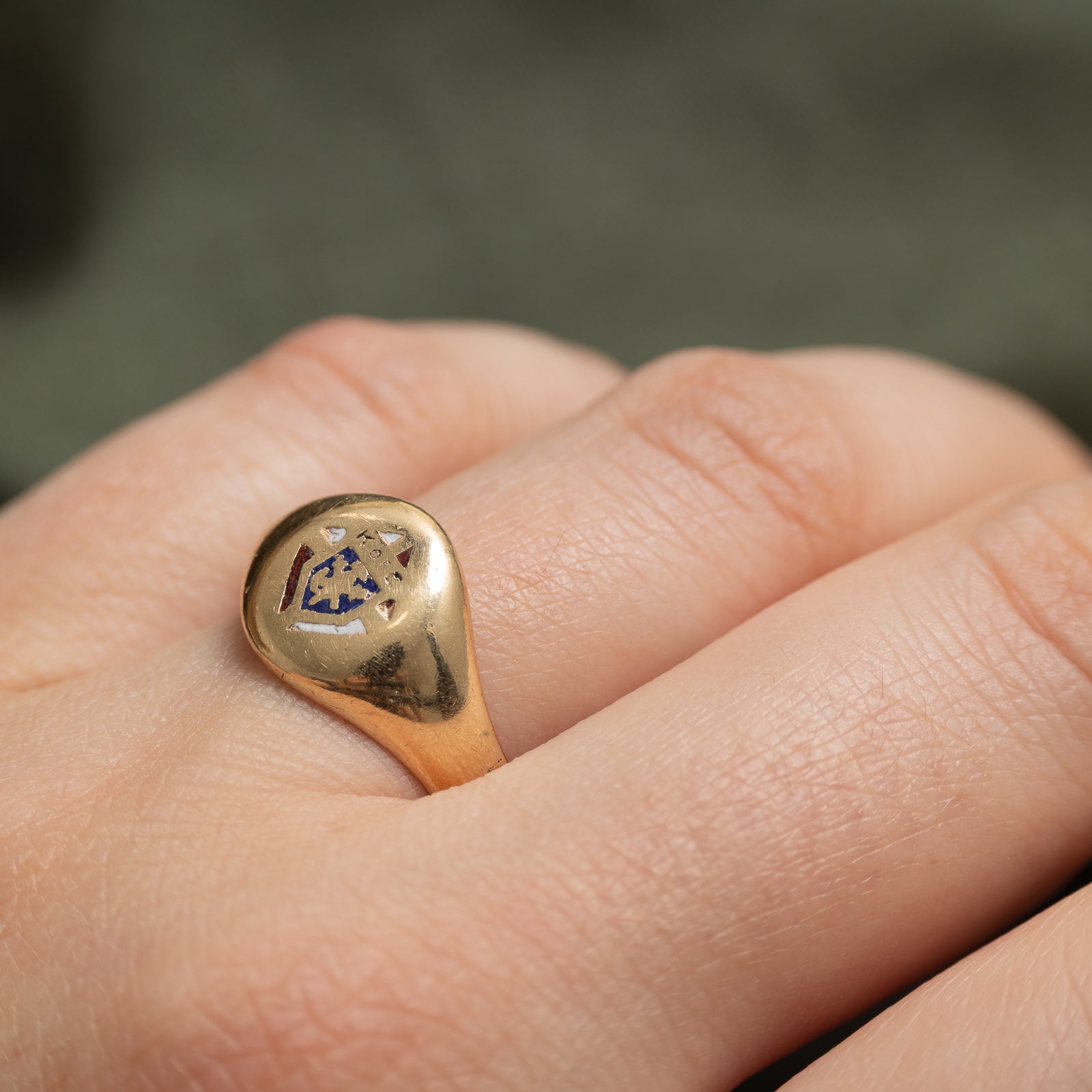 Vintage 9k Yellow Gold Knights of Columbus Signet Ring | SZ 8.75