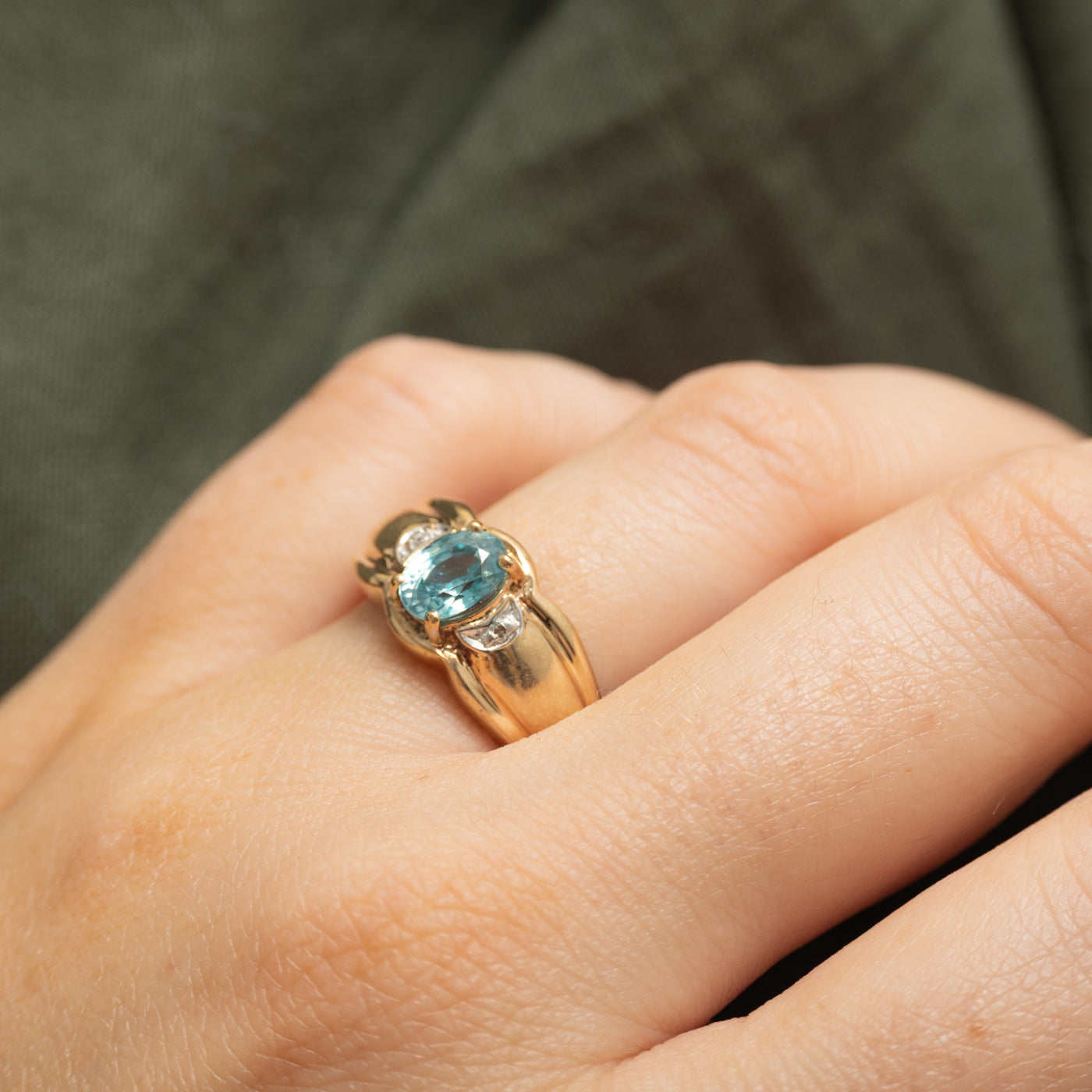 Oval Cut Blue Zircon & Diamond Grooved Ring | 1.35ct, 0.01ct | SZ 8