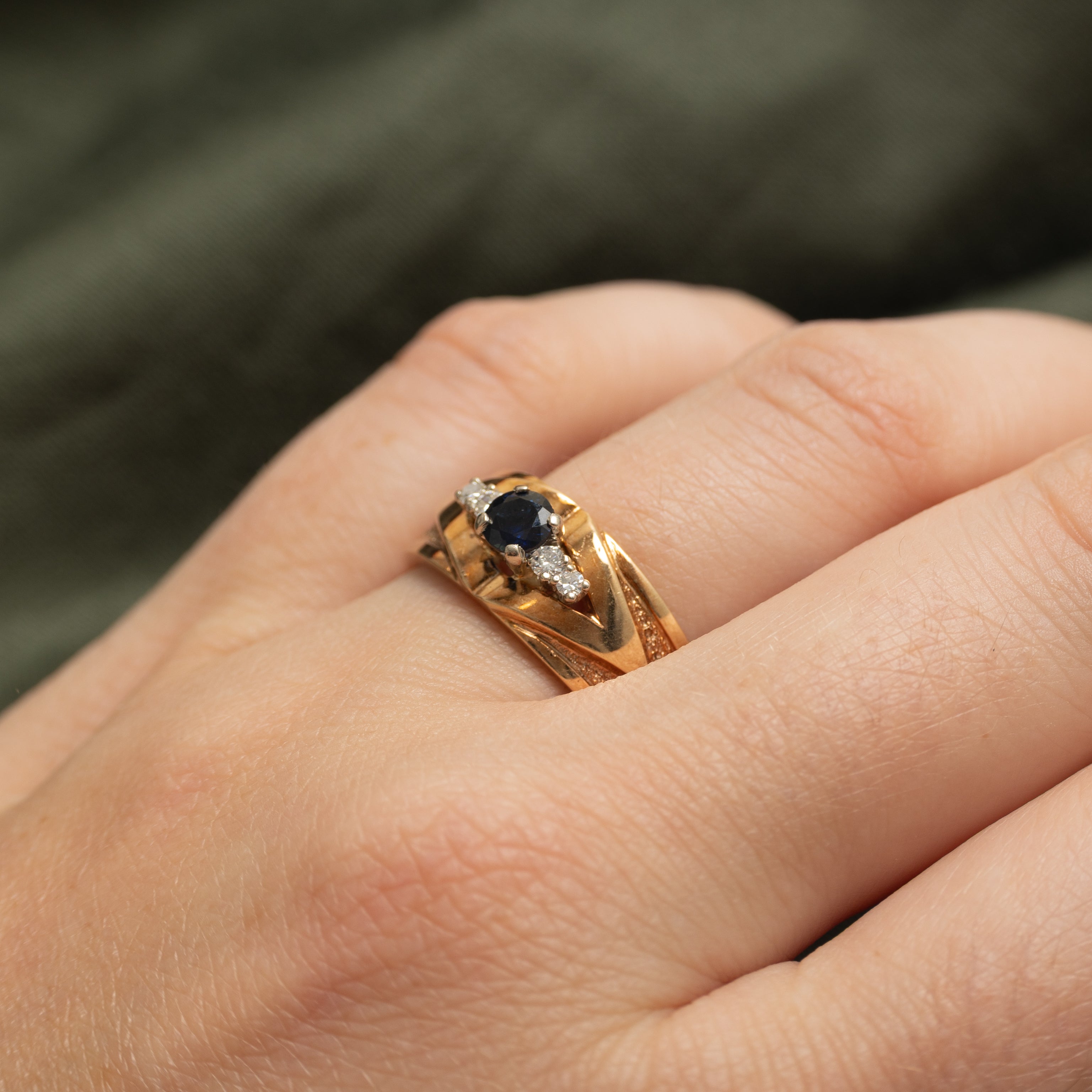 Sapphire & Diamond Textured Ring | 0.40ct, 0.10ctw | SZ 10