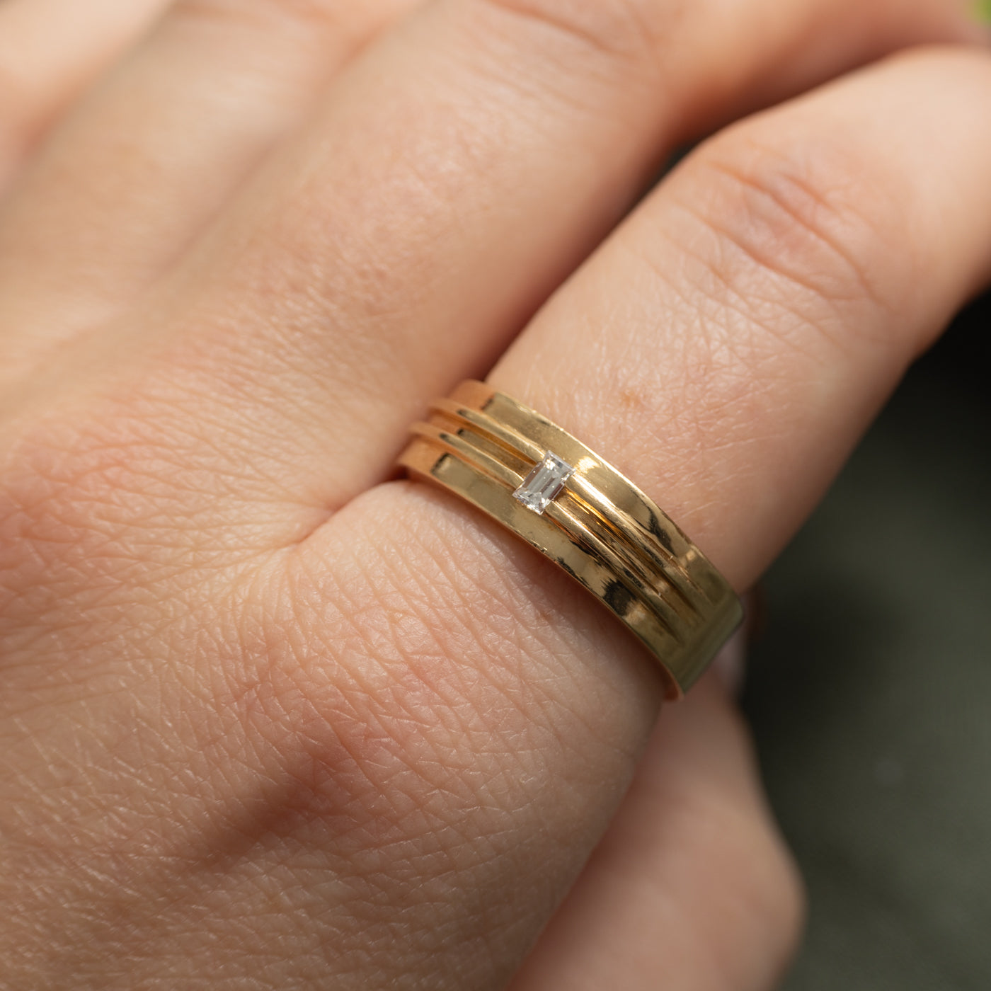 Baguette Cut Diamond Grooved Band | SZ 9.25