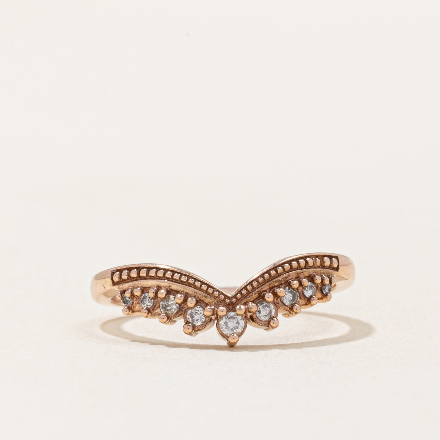 Bague en diamant à chevrons | 0,08 ct | Taille 5,75 |