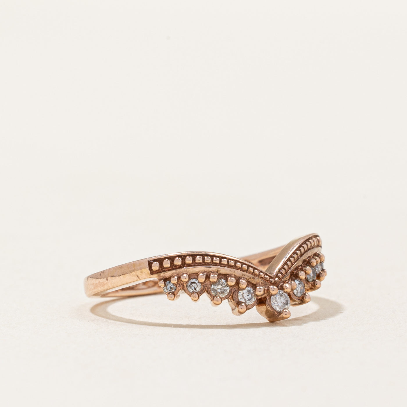 Bague en diamant à chevrons | 0,08 ct | Taille 5,75 |
