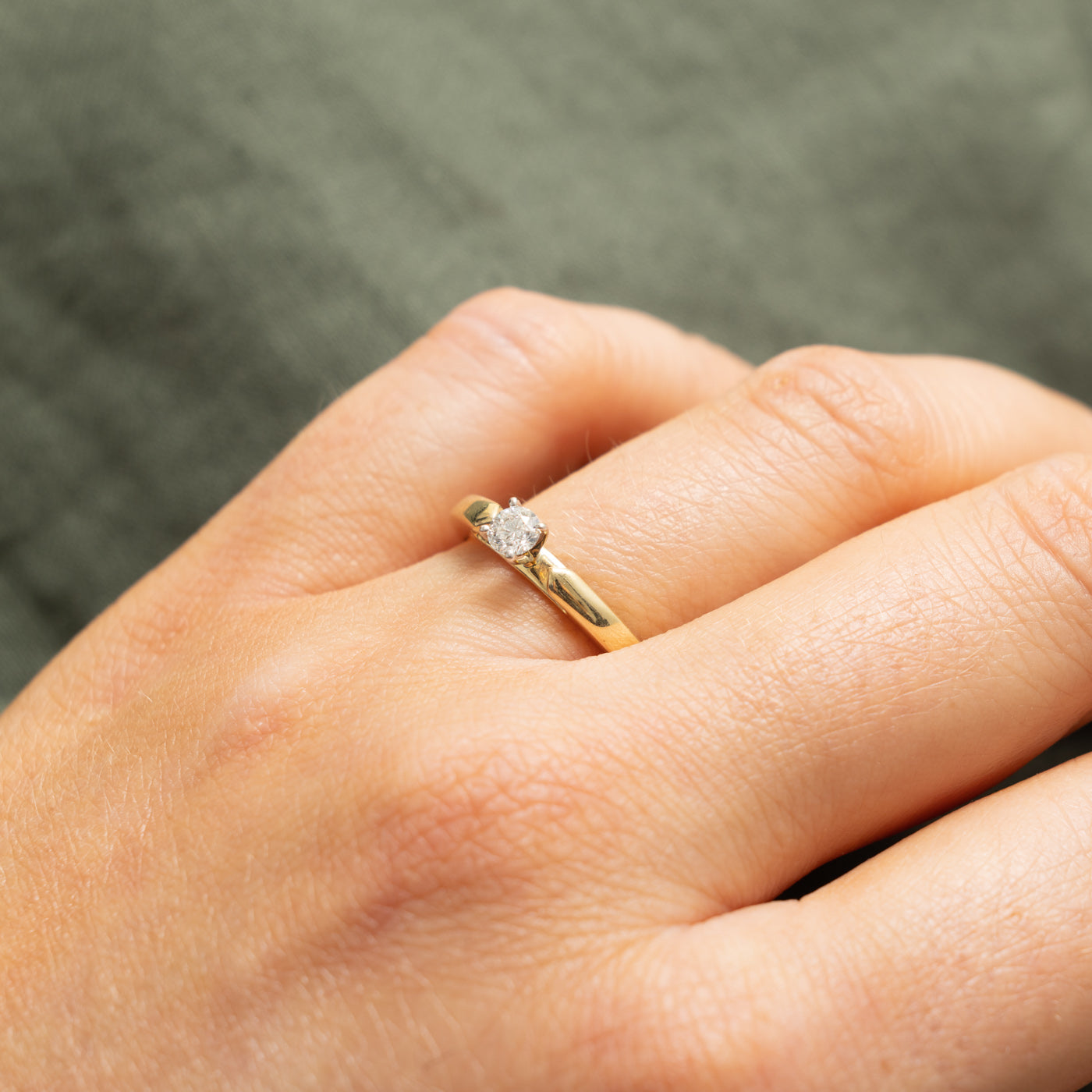 14k Solitaire Diamond Reverse Tapered Ring | 0.18ct | SZ 7
