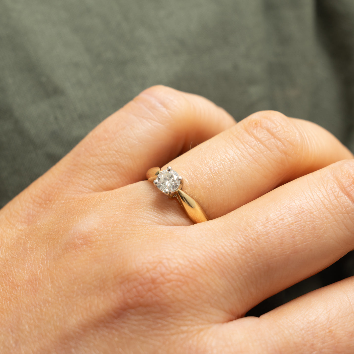 Solitaire Diamond Reverse Tapered Ring | 0.45ct VS2 J | SZ 6.25