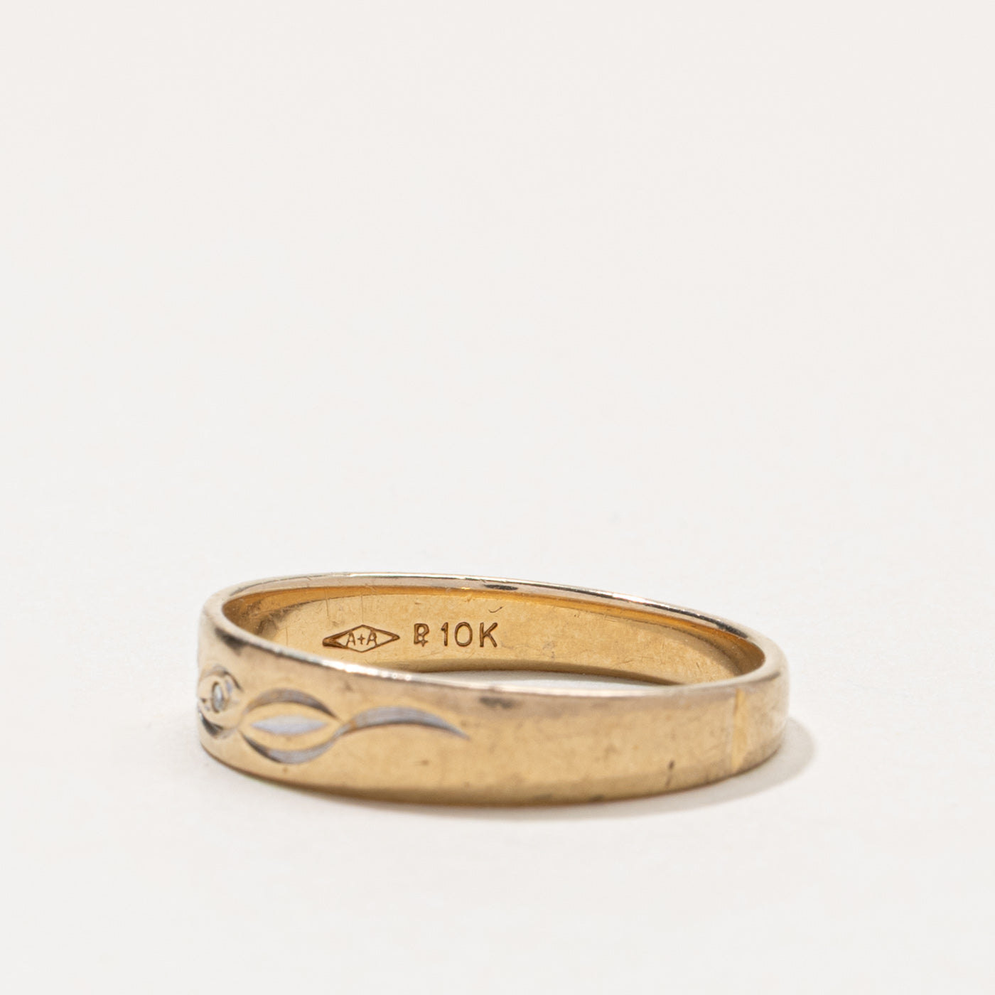 10k Diamond Engraved Band | SZ 9.5