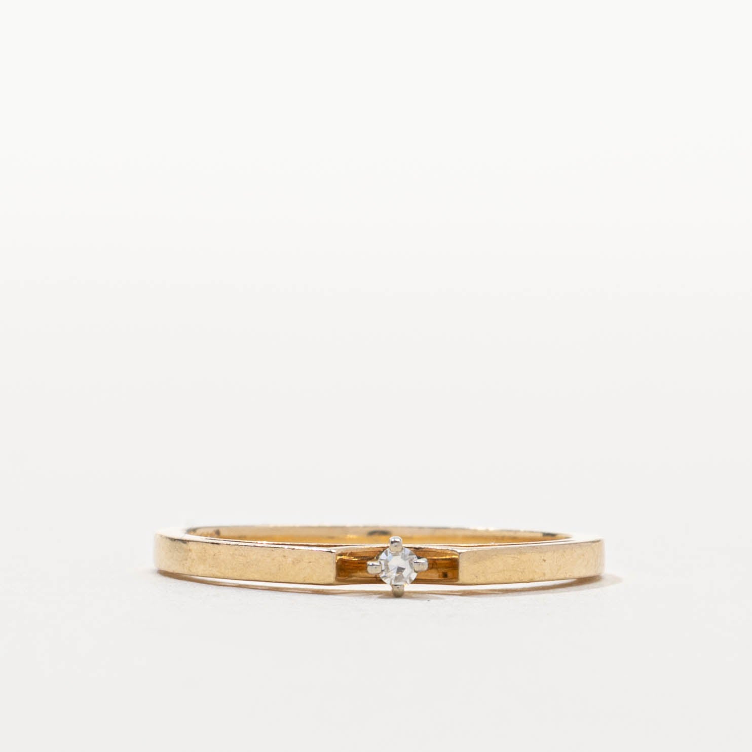 14k Single Stone Diamond Plain Band | 2mm | SZ 7