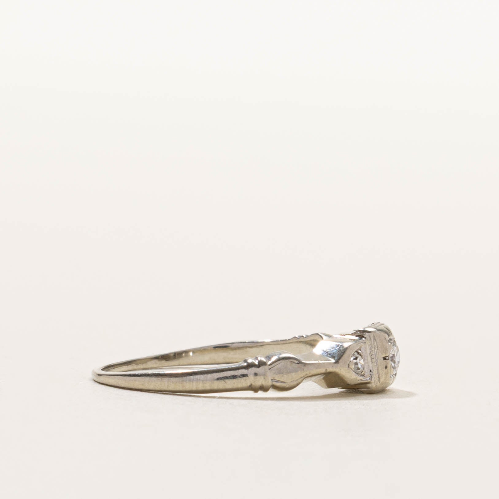 18k Three Stone Diamond Geometric Ring | SZ 6.75