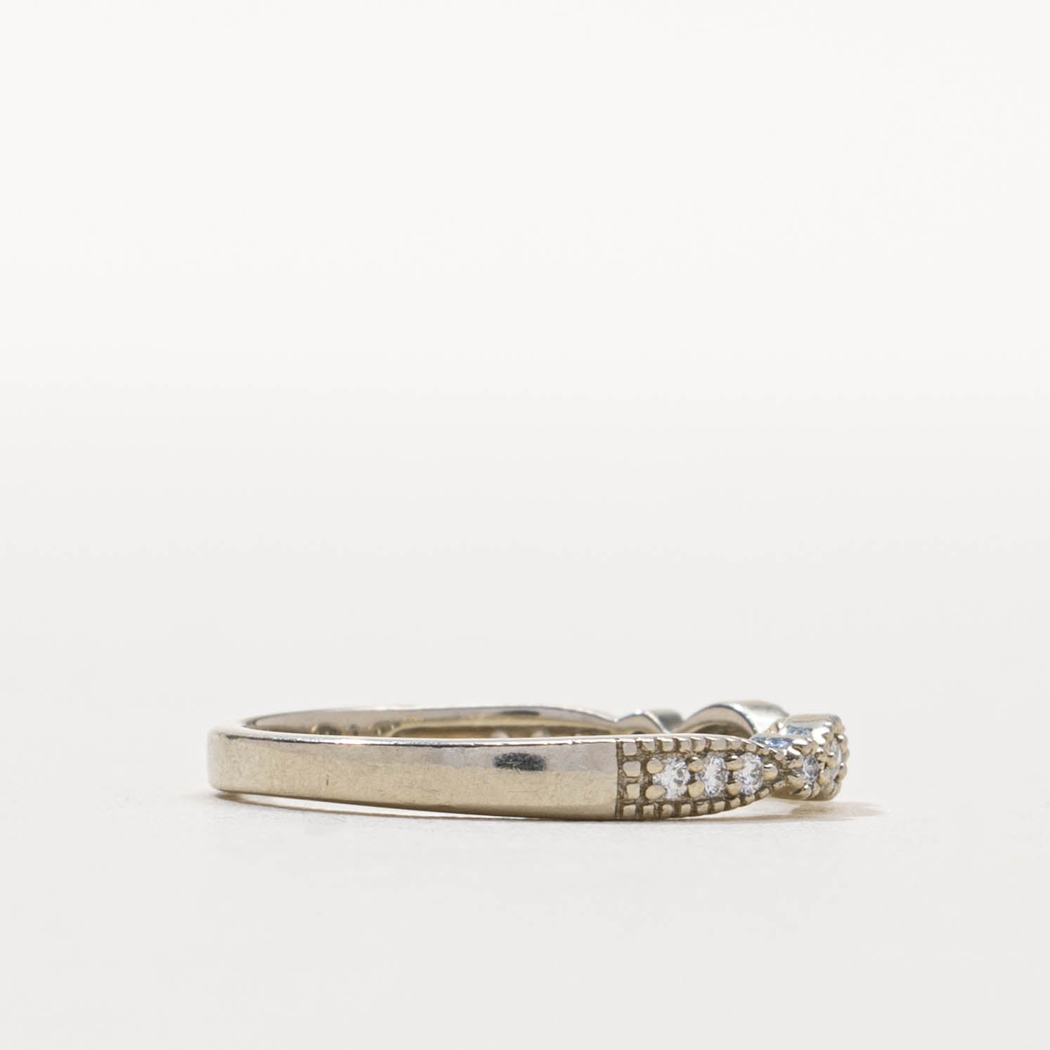19k Diamond Milgrain Marquise Band | 2.5mm | SZ 5.25
