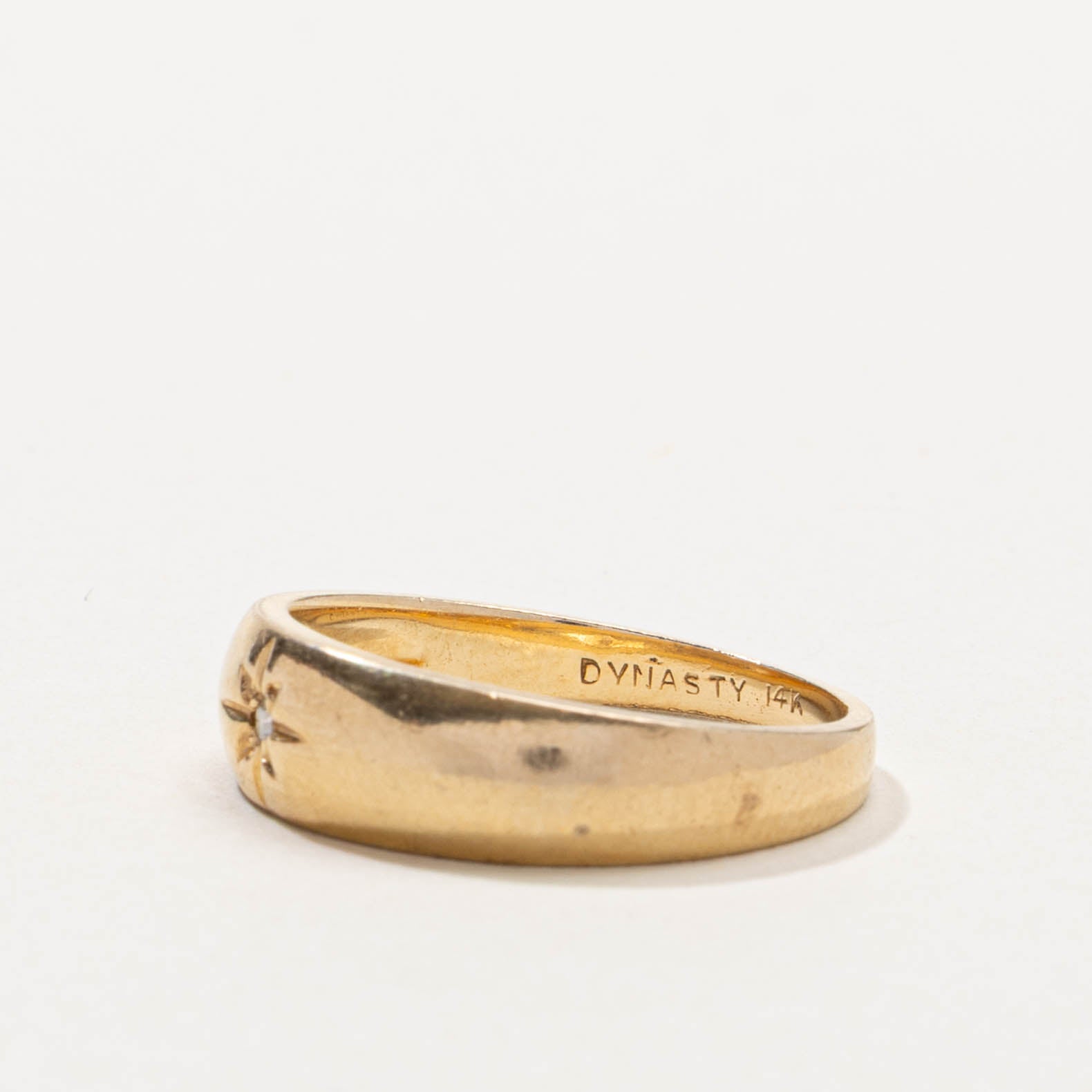 14k Star Set Diamond Band | SZ 7