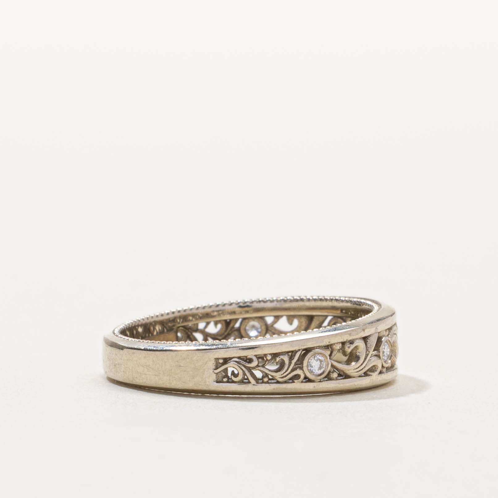 18k Diamond Scrollwork Milgrained Ring | SZ 7.5