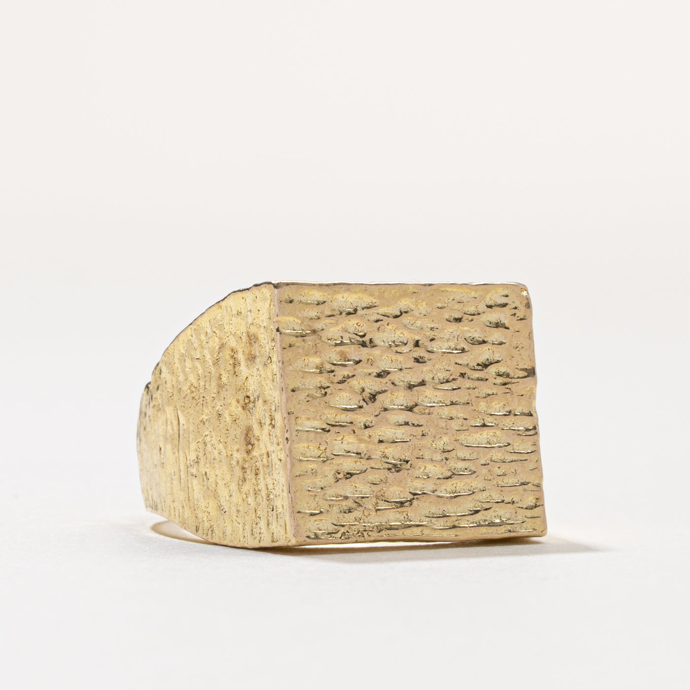 1973 London 9k Textured Chunky Signet Ring | SZ 10