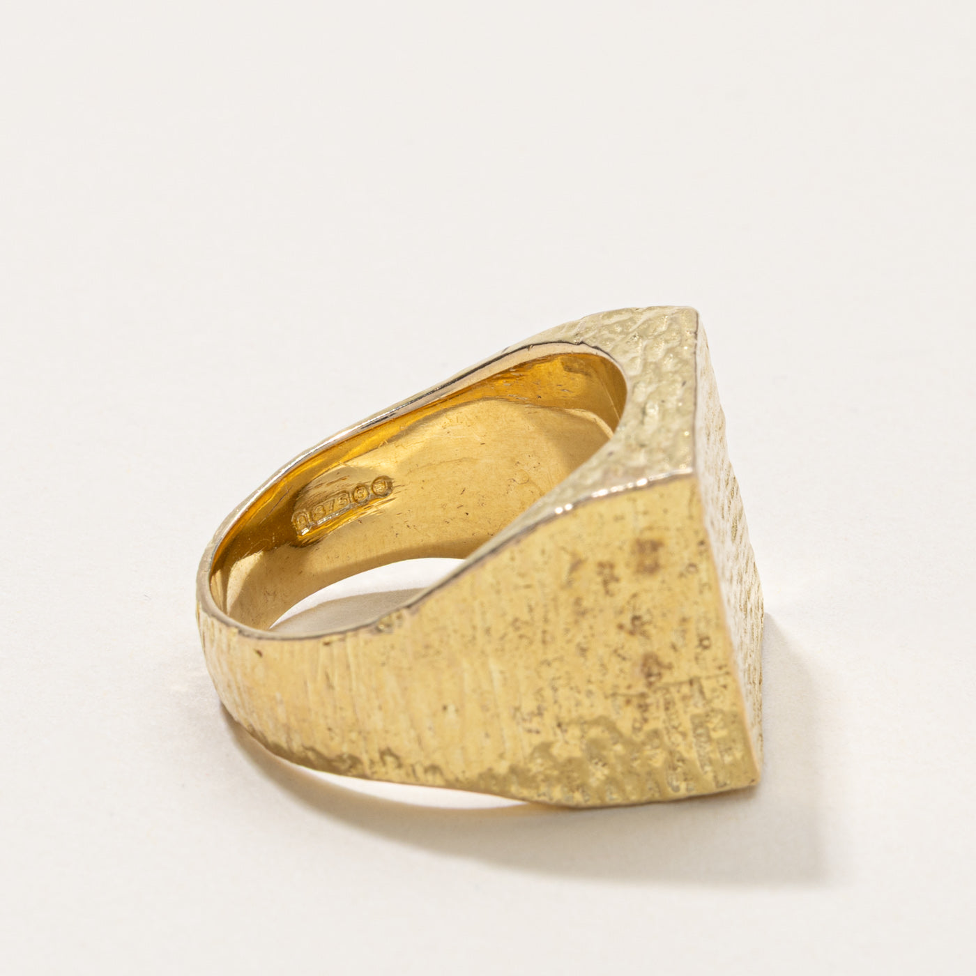 1973 London 9k Textured Chunky Signet Ring | SZ 10