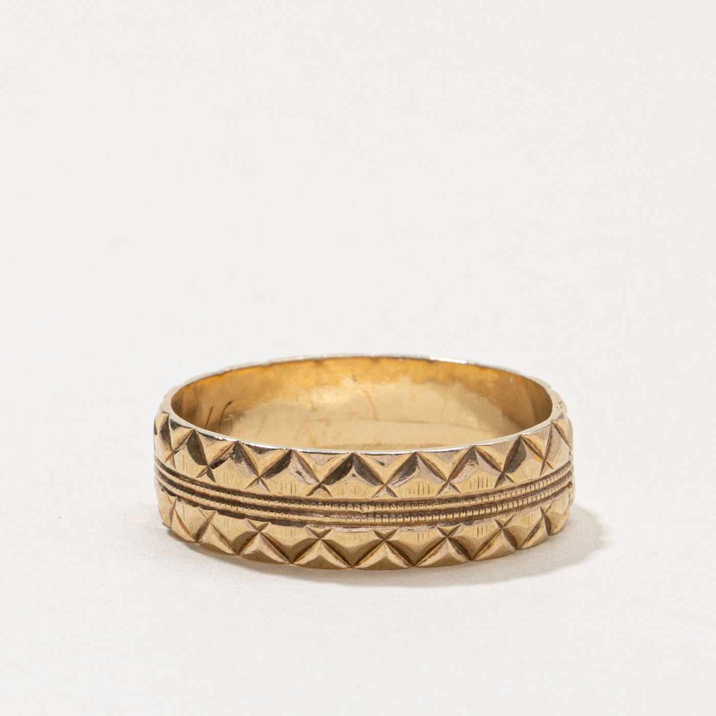 1974 Birmingham 9k Geometric Engraved Band | 6.15mm | SZ 8.25