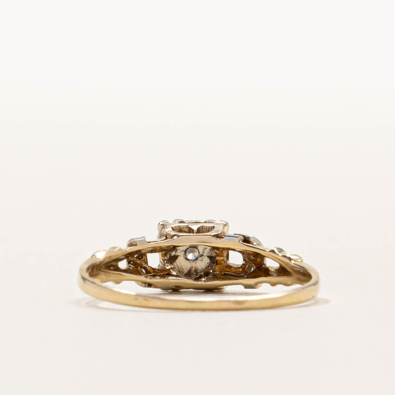14k Two Tone Illusion Set Diamond Ring | SZ 5.75