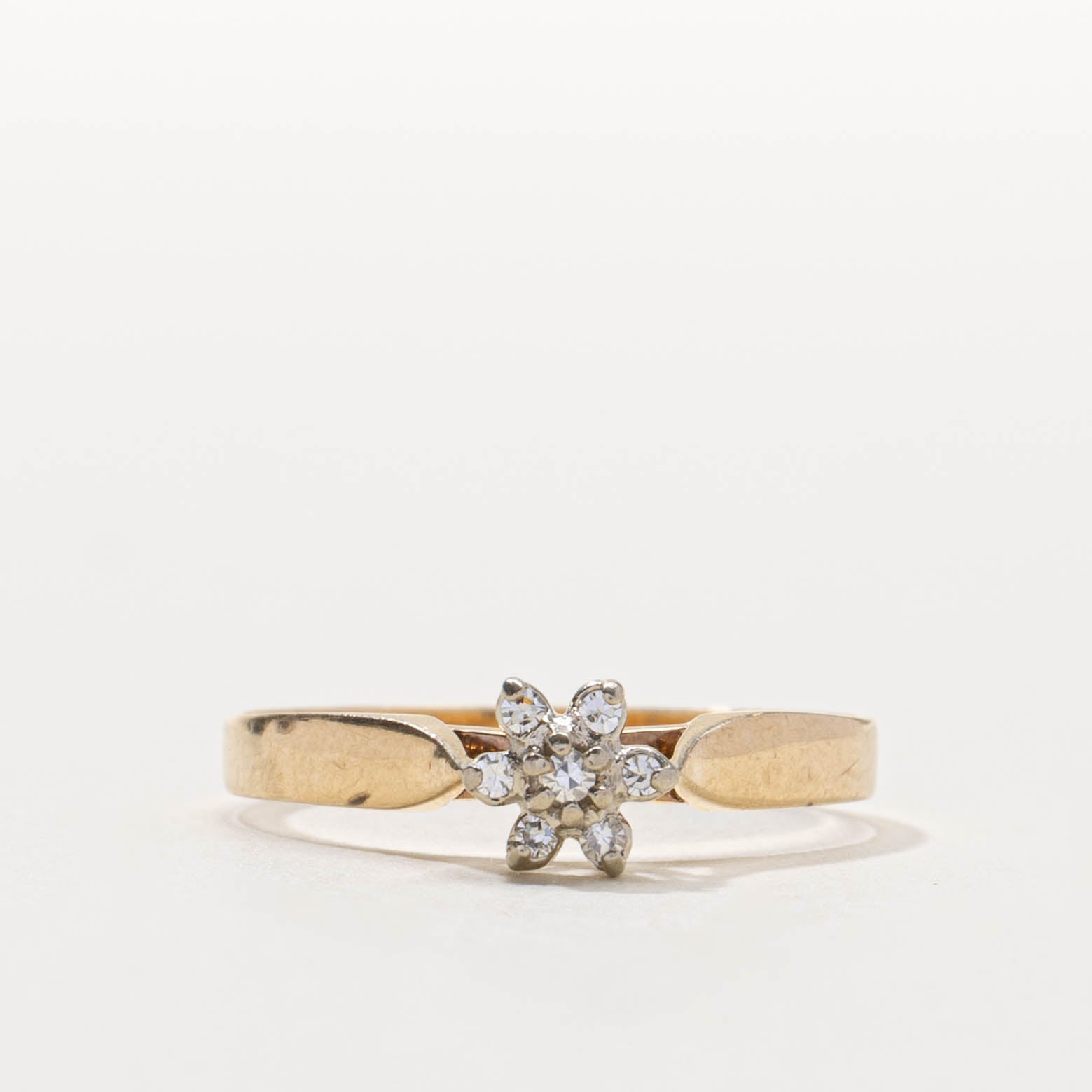 10k Diamond Petal Cluster Ring | SZ 8
