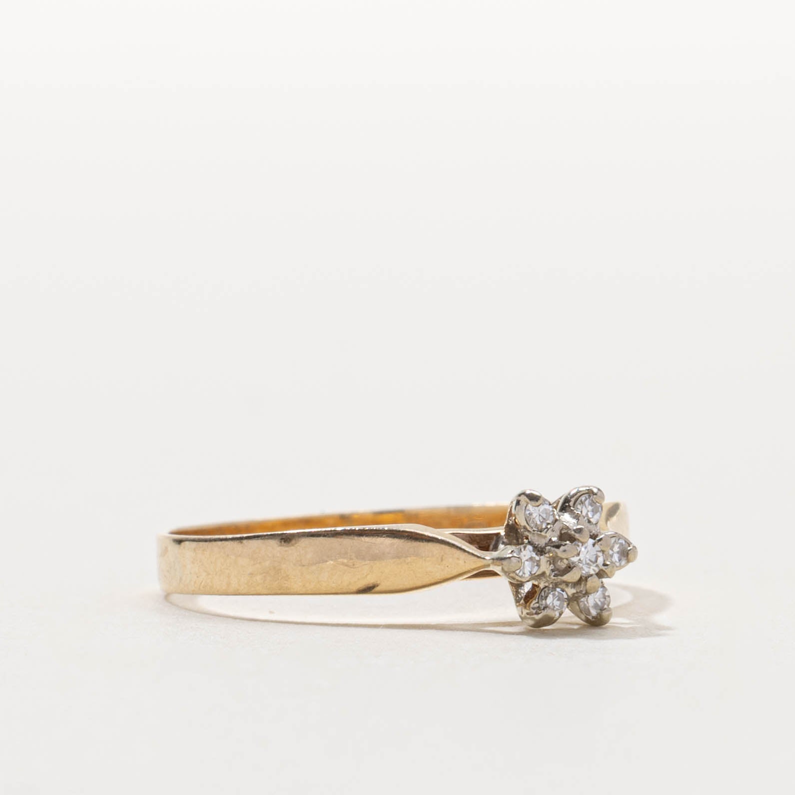 10k Diamond Petal Cluster Ring | SZ 8