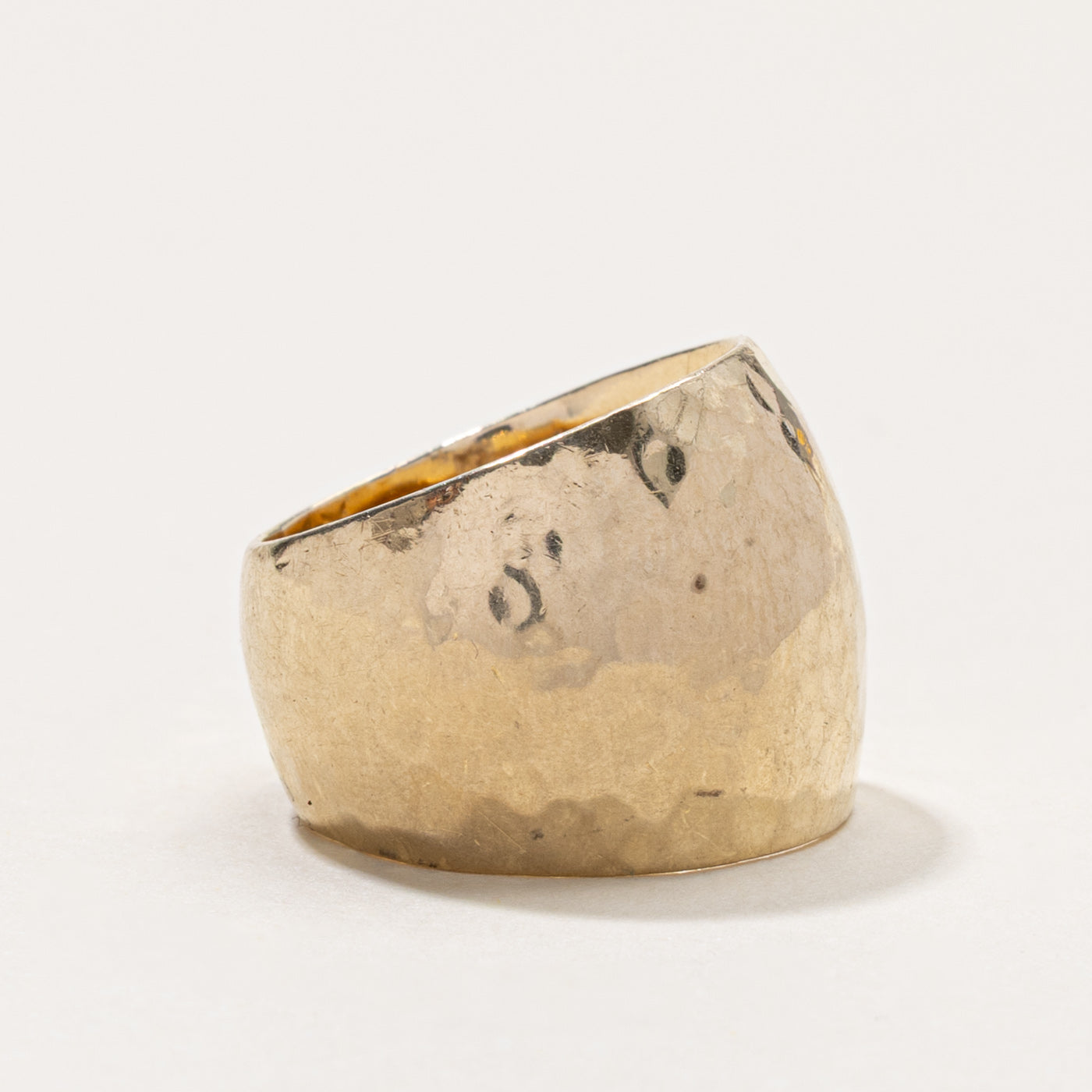 14k Yellow Gold Hammered Cigar Band | SZ 5.75