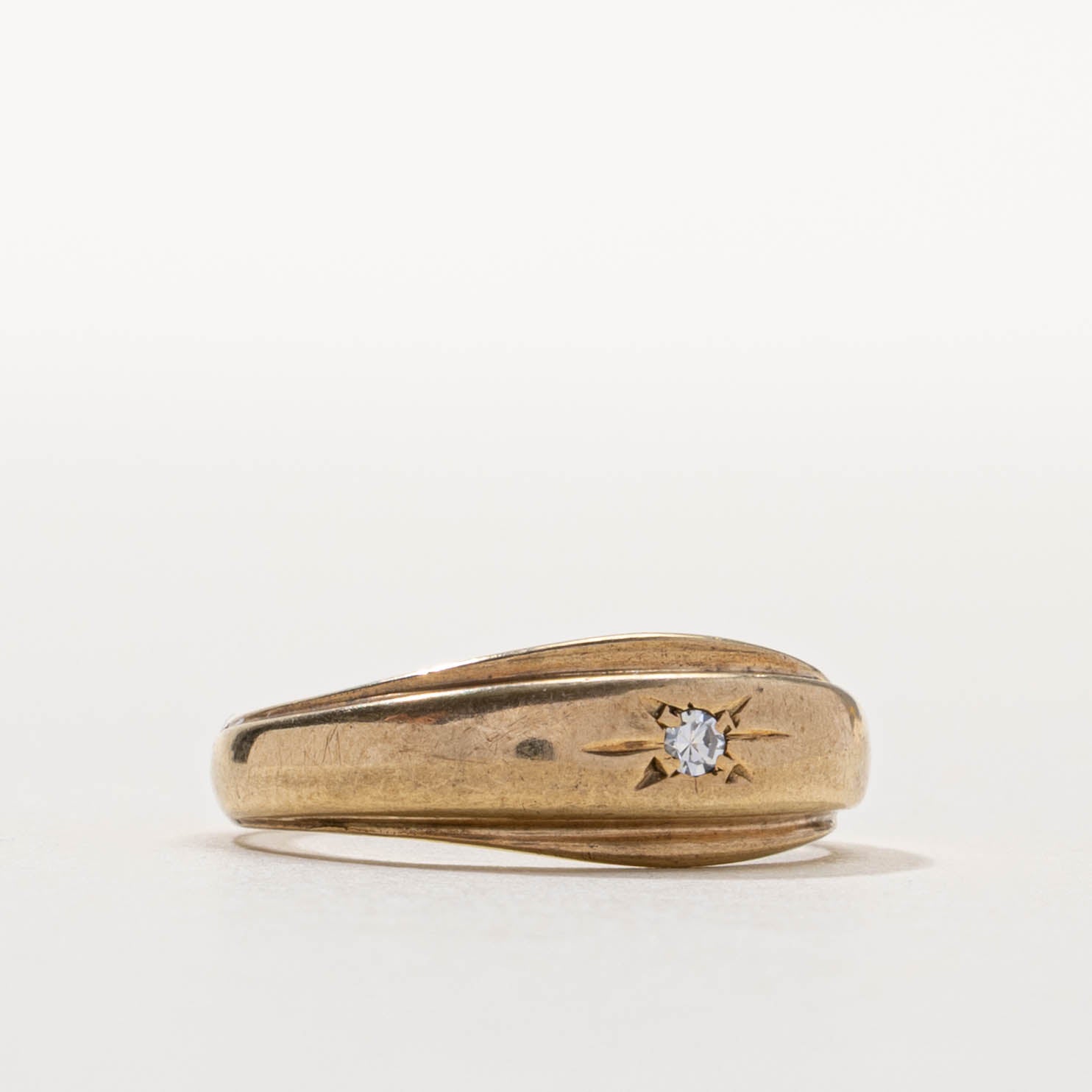 10k Star Set Diamond Dome Ring | SZ 6.75