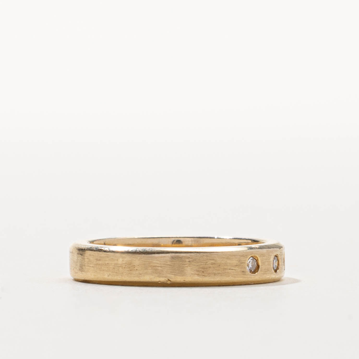 14k Five Stone Diamond Textured Band | 3.45mm | SZ 5.25
