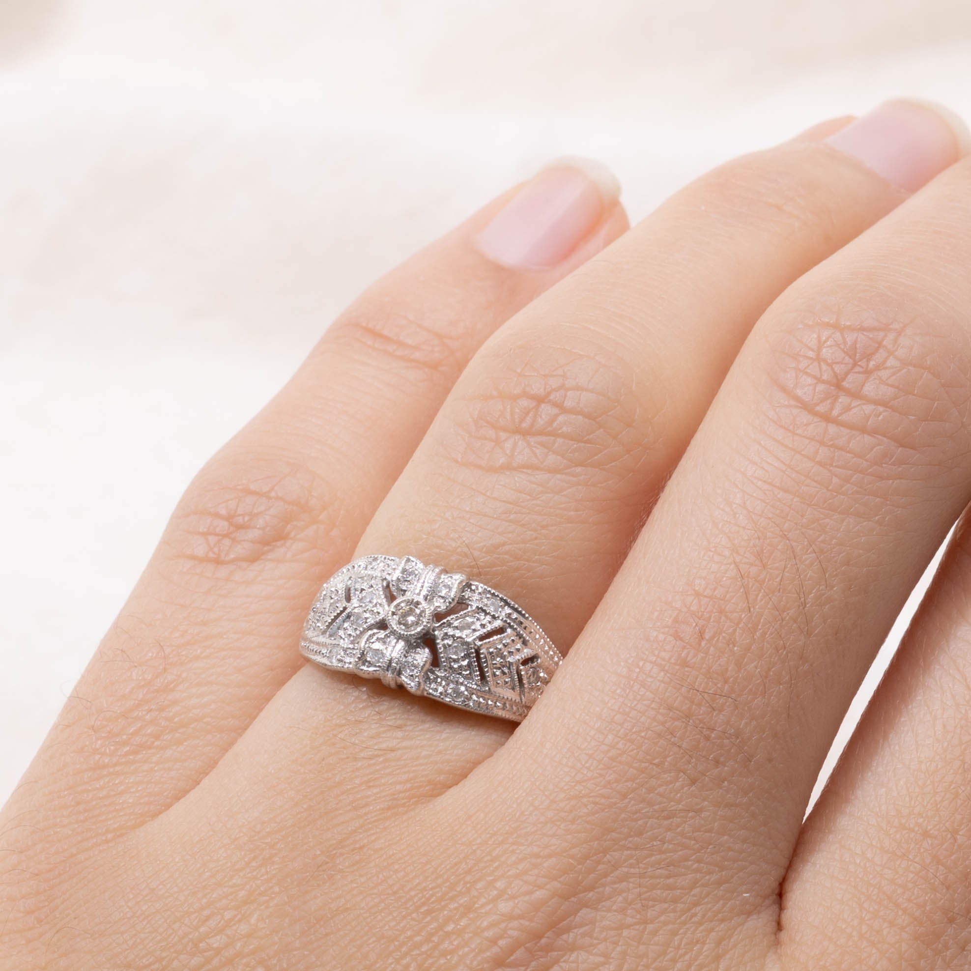 14k Diamond Ornate Milgrained Dome Ring | SZ 4.75