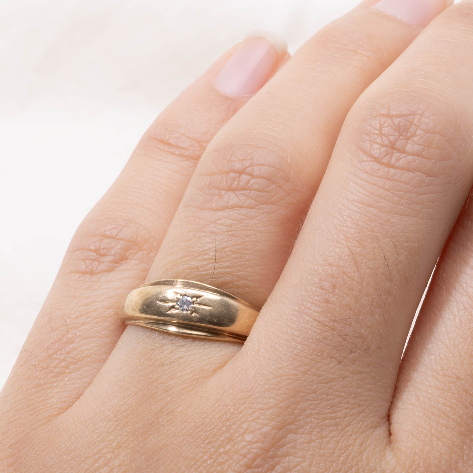 10k Star Set Diamond Dome Ring | SZ 6.75