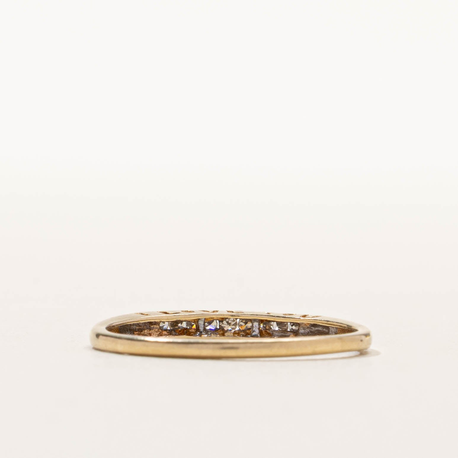 10k Channel Set Diamond Band | SZ 8.5