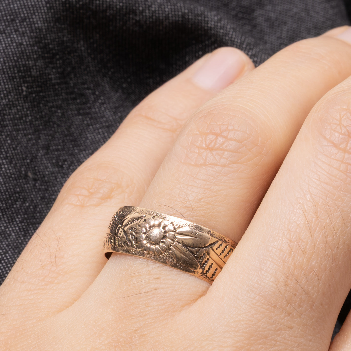 1907 Birmingham 9k Floral Engraved Band | 5.05mm | SZ 9.5