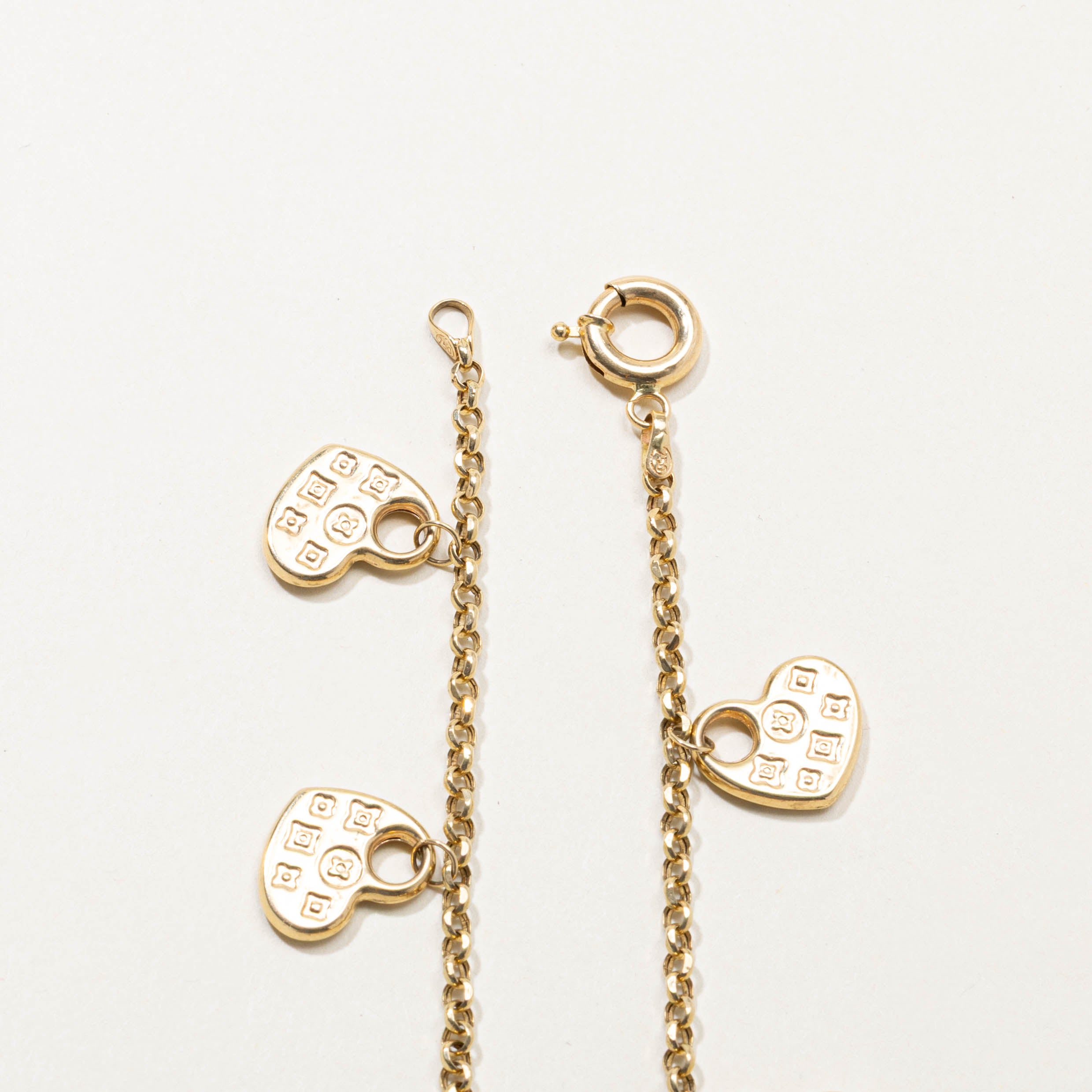 18k Roll Link Heart Charm Bracelet