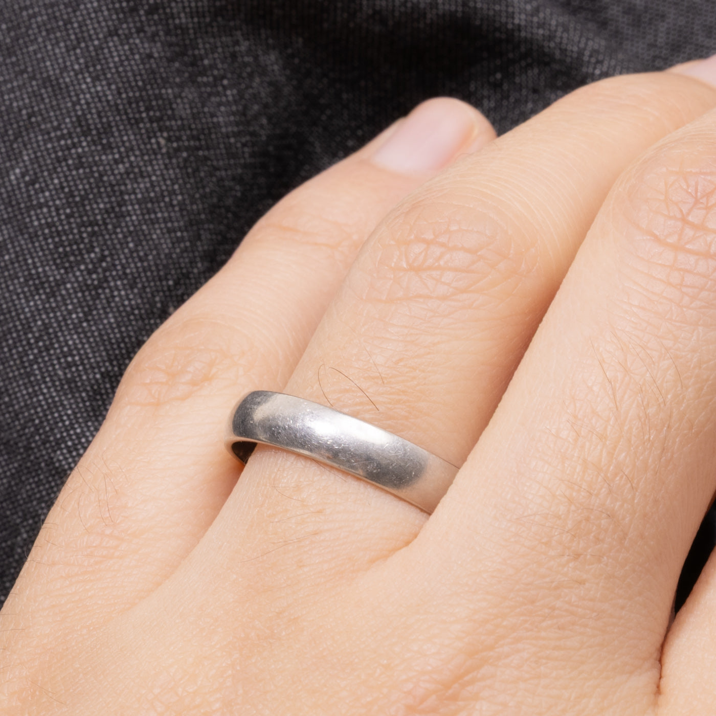 Italian Platinum Plain Band | 4.15mm | SZ 10.75