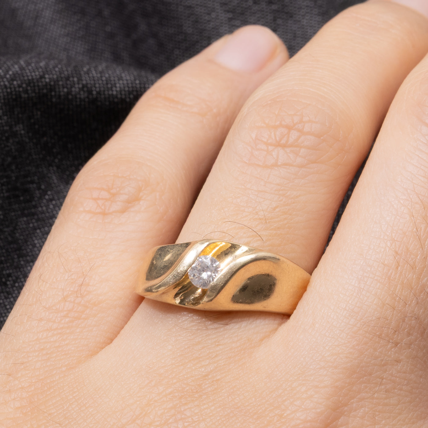 14k Tension Set Diamond Grooved Ring | 0.23ct | SZ 8