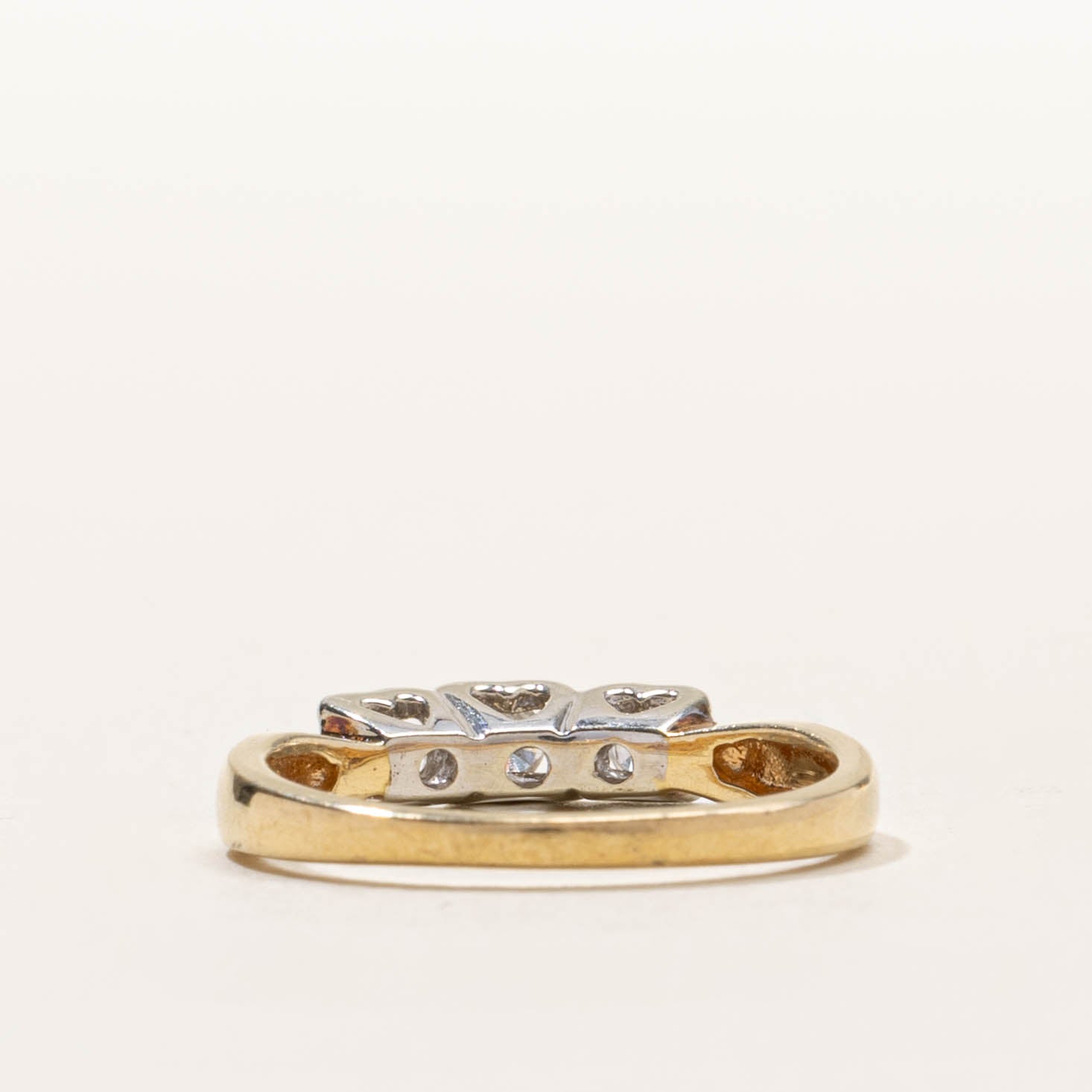 10k Three Stone Tension Set Diamond Reverse Tapered Ring | SZ 7