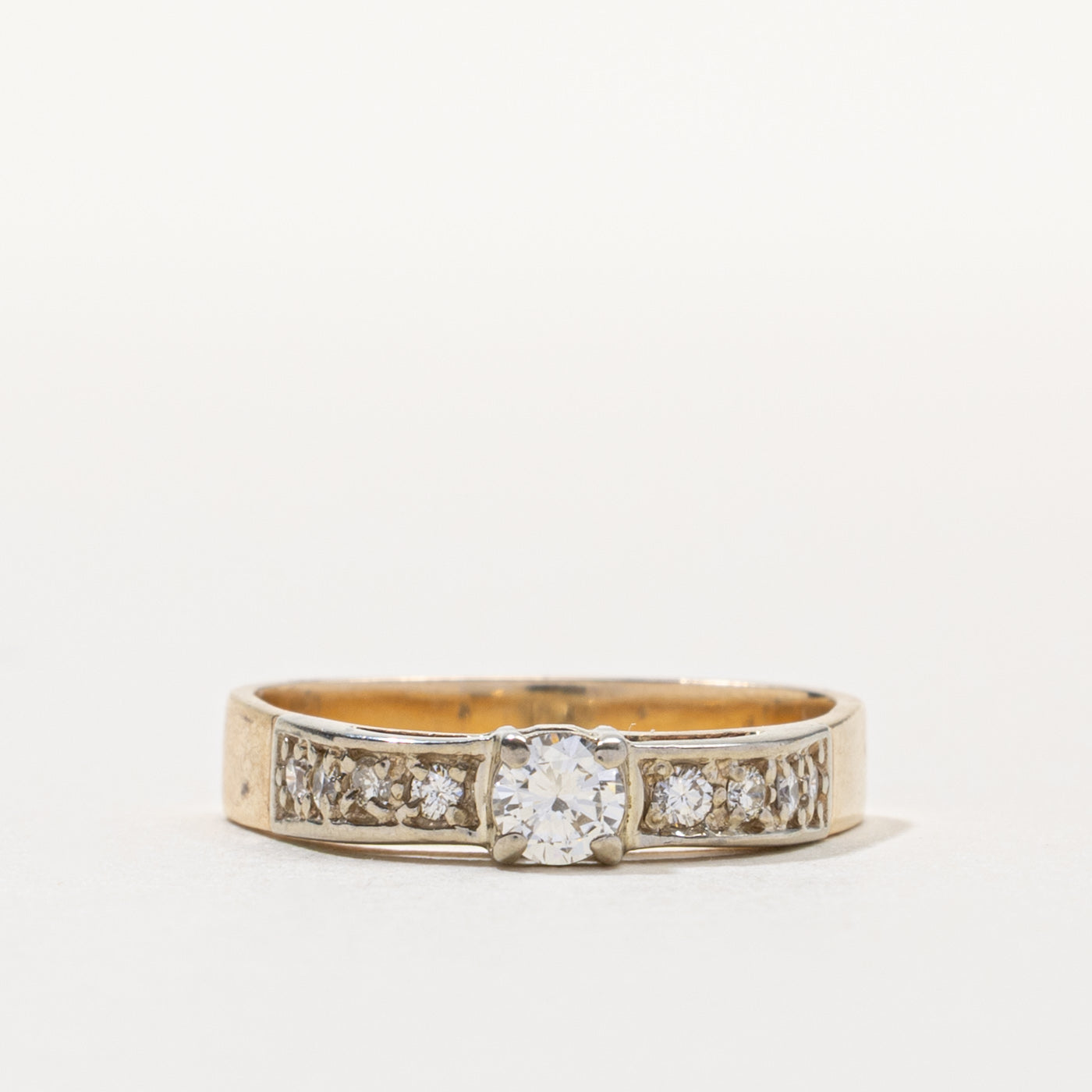 10k Diamond Accented Soft Square Ring | 0.31ctw | SZ 6.5