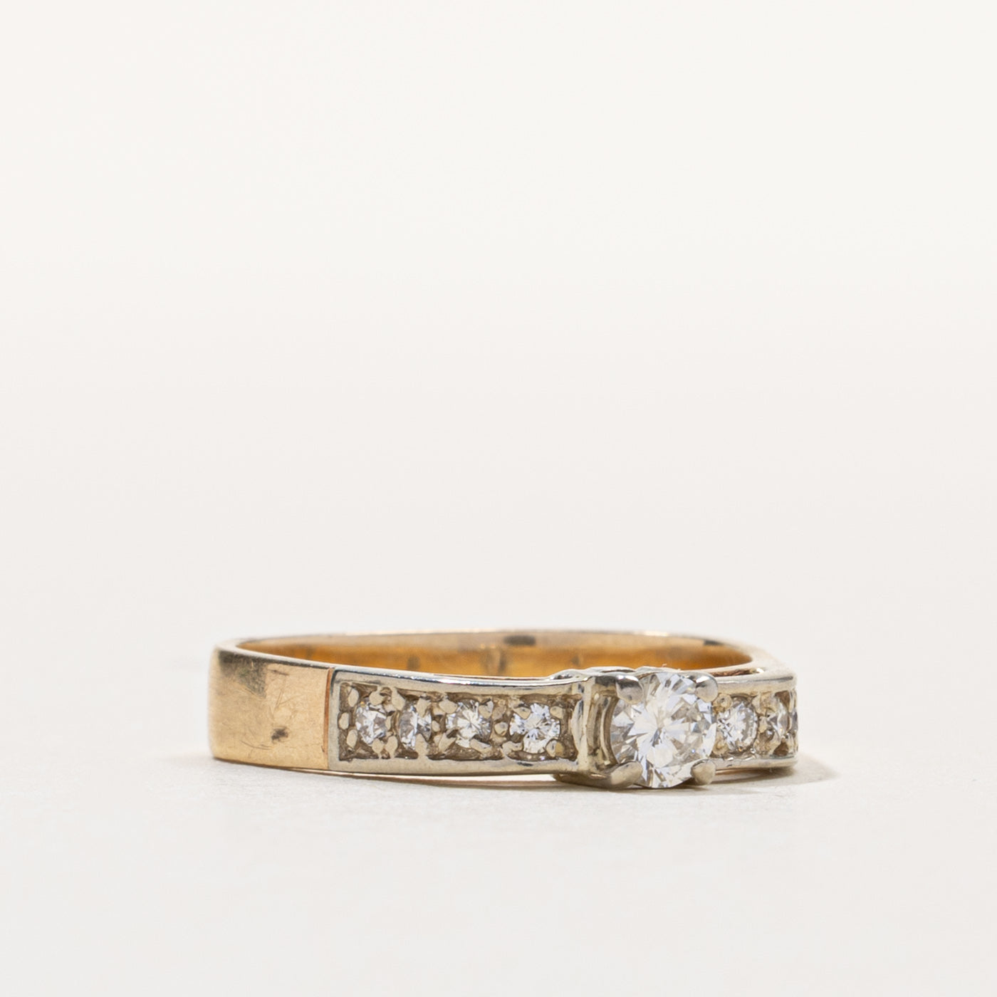 10k Diamond Accented Soft Square Ring | 0.31ctw | SZ 6.5