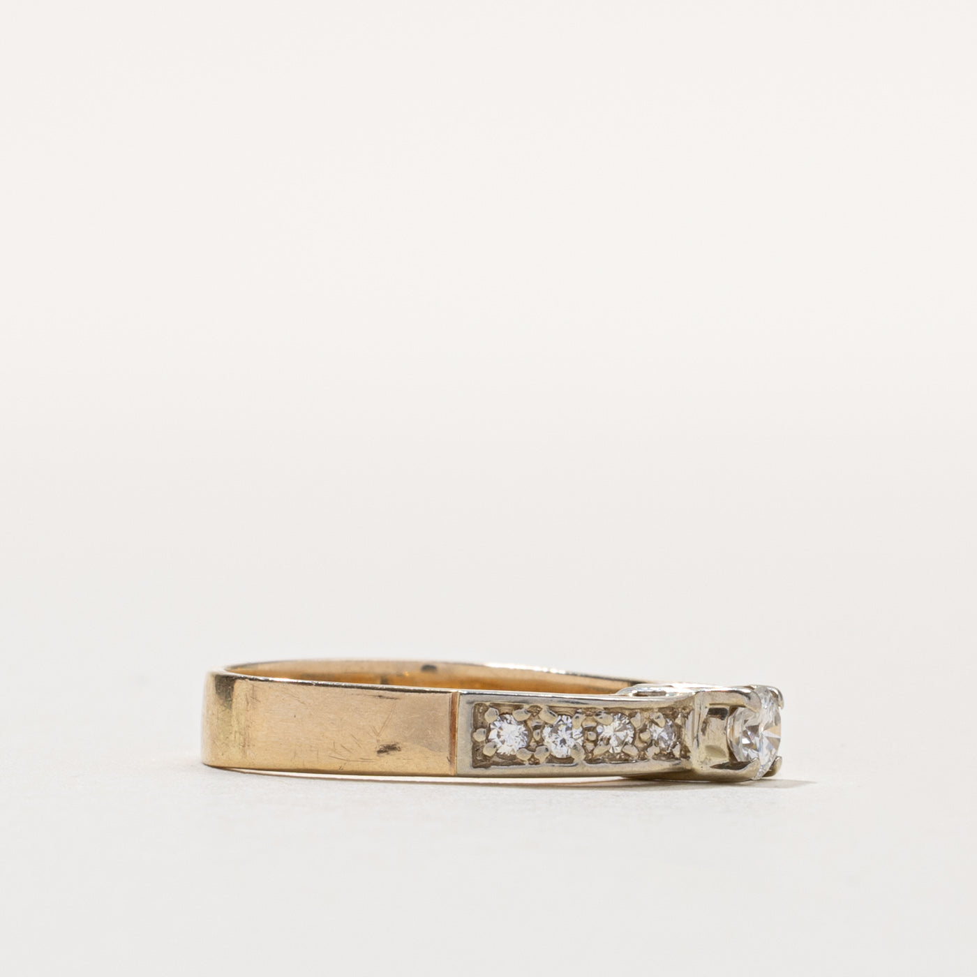 10k Diamond Accented Soft Square Ring | 0.31ctw | SZ 6.5