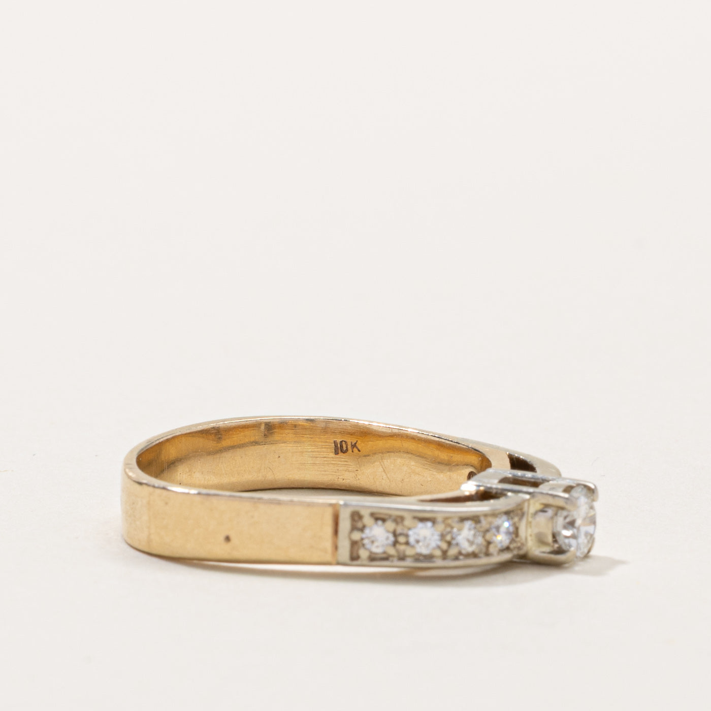 10k Diamond Accented Soft Square Ring | 0.31ctw | SZ 6.5